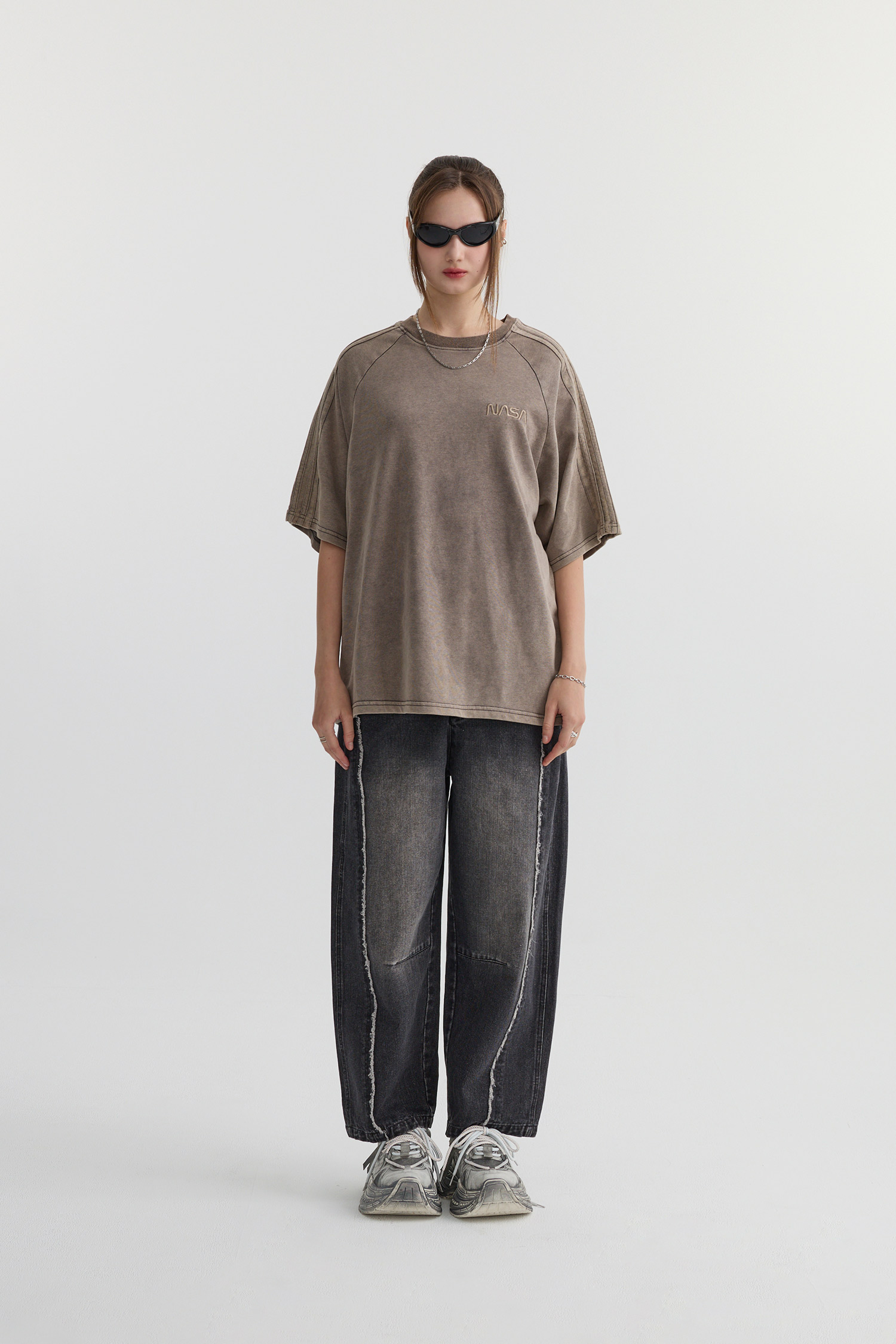 PREMIUM 水洗毛邊牛仔長褲