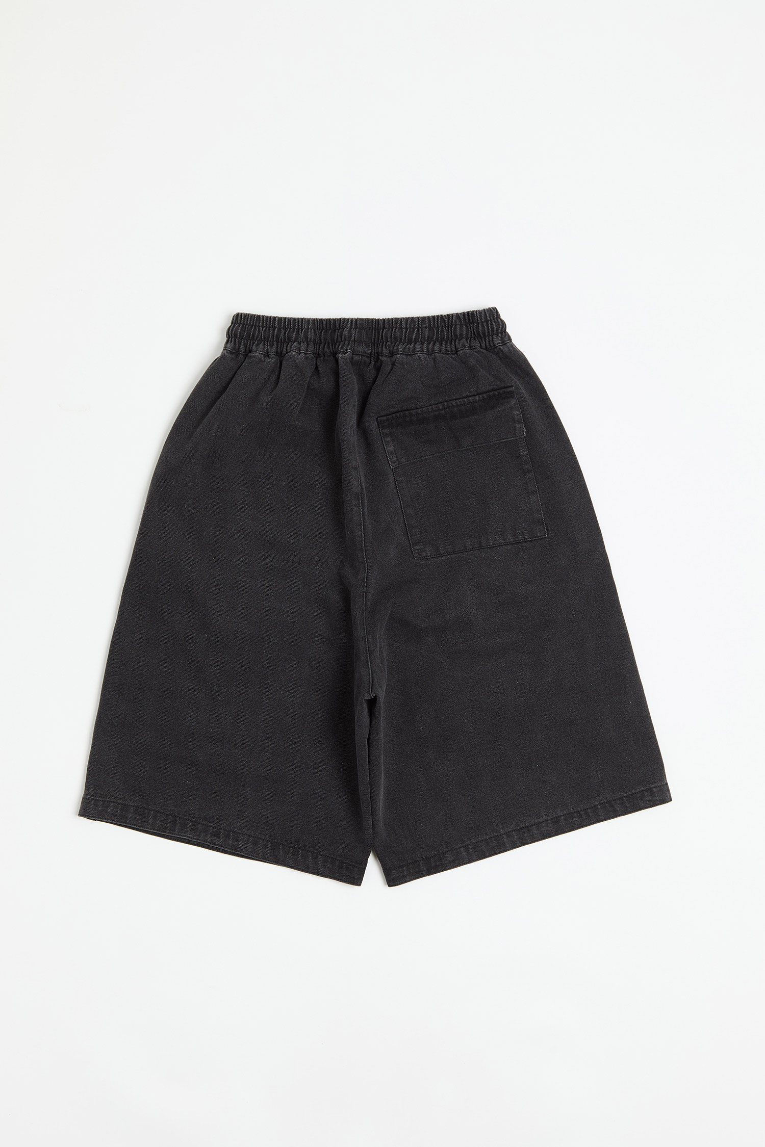 寬長版工作口袋 牛仔 短褲