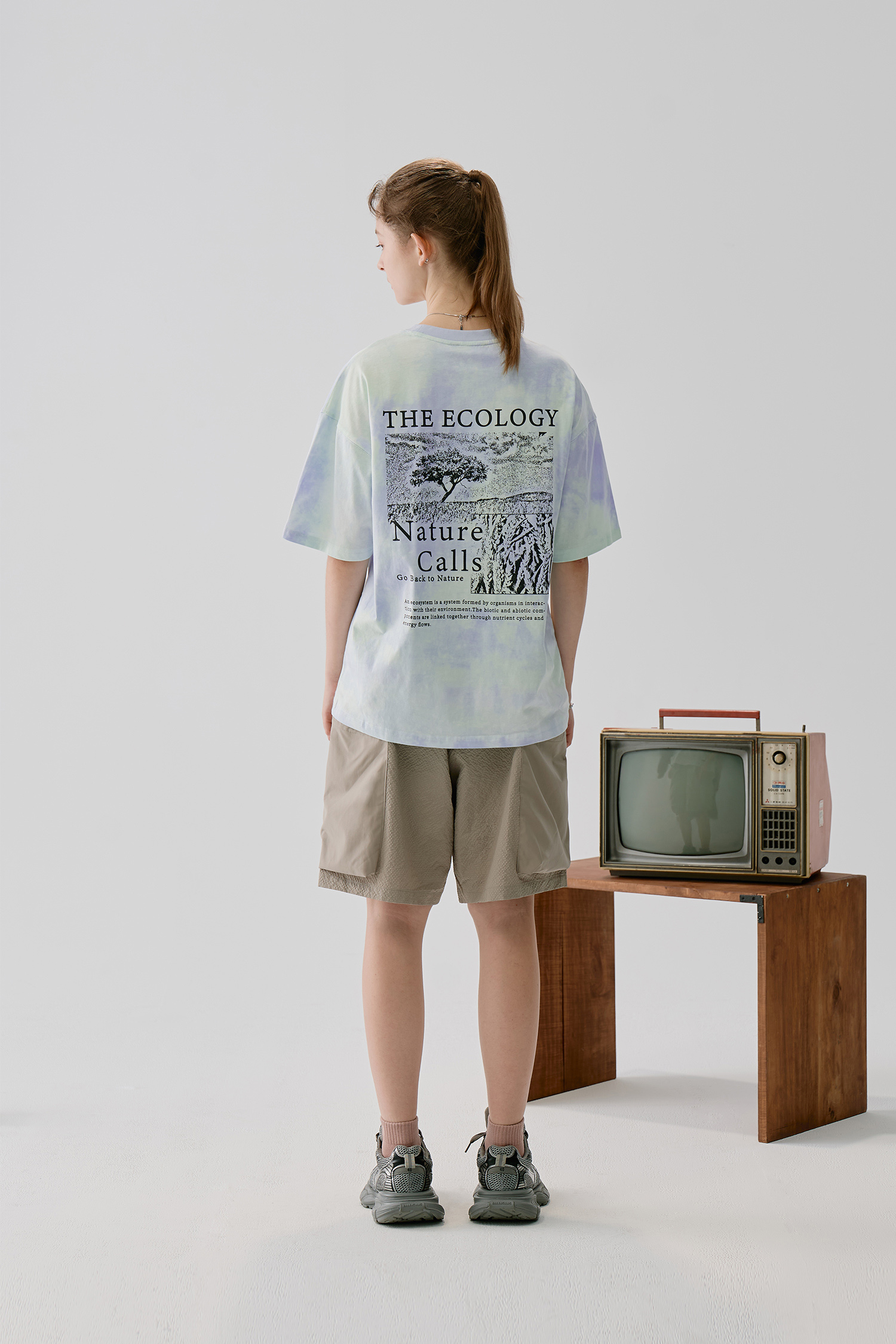 層次結構 異材質拼接短褲