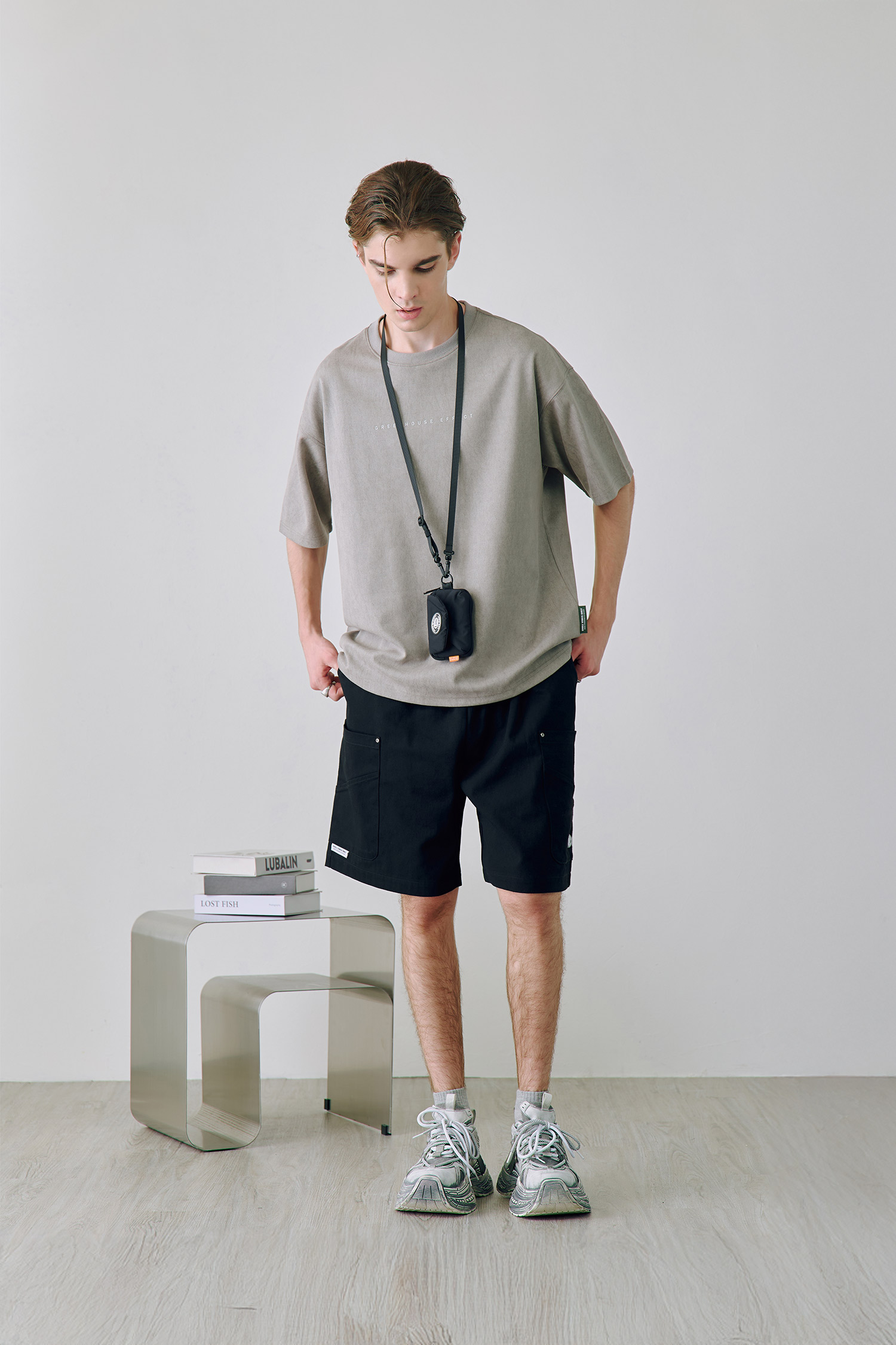 超寬版金屬釘 棉質 短褲(寬版)