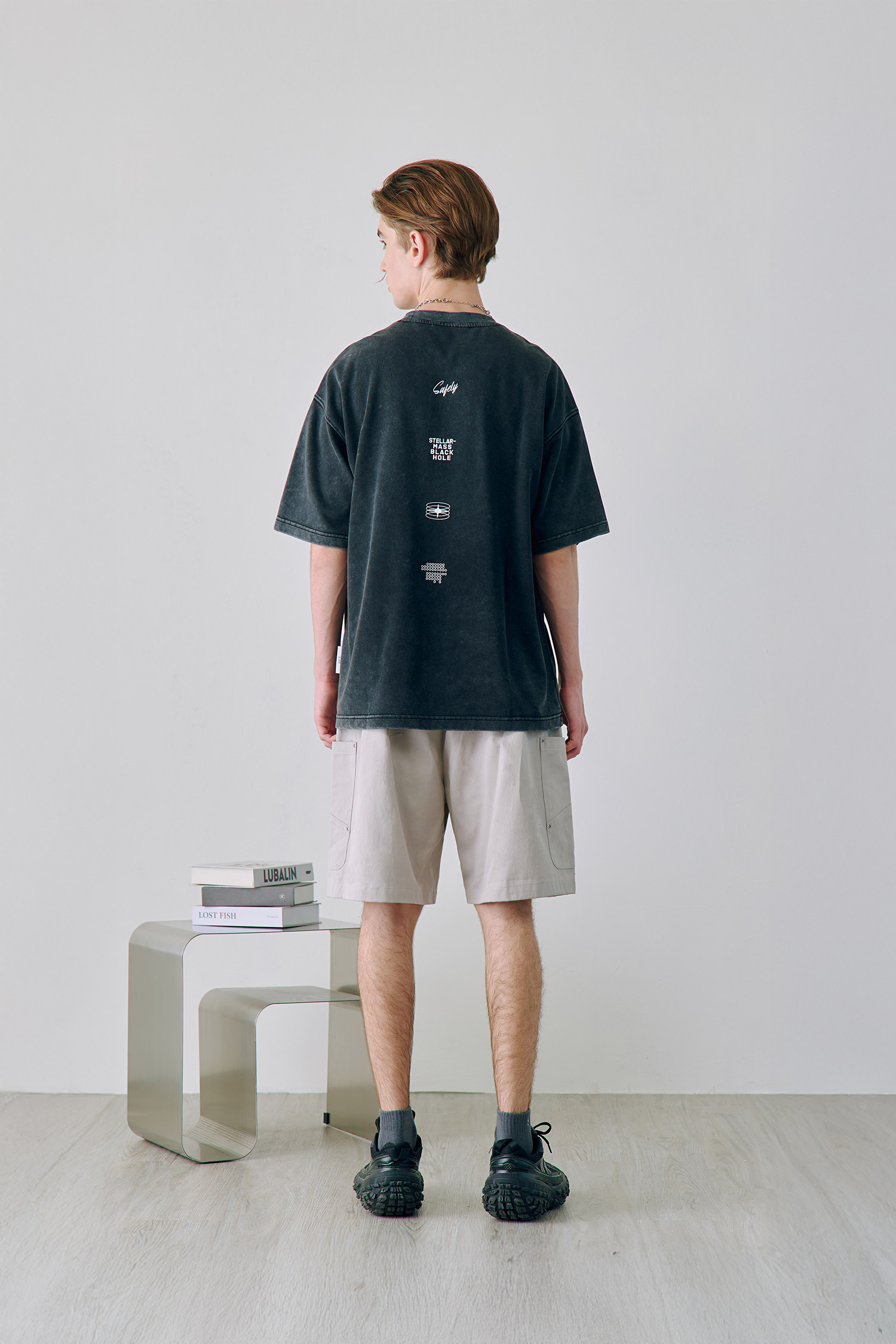 超寬版金屬釘 棉質 短褲(寬版)