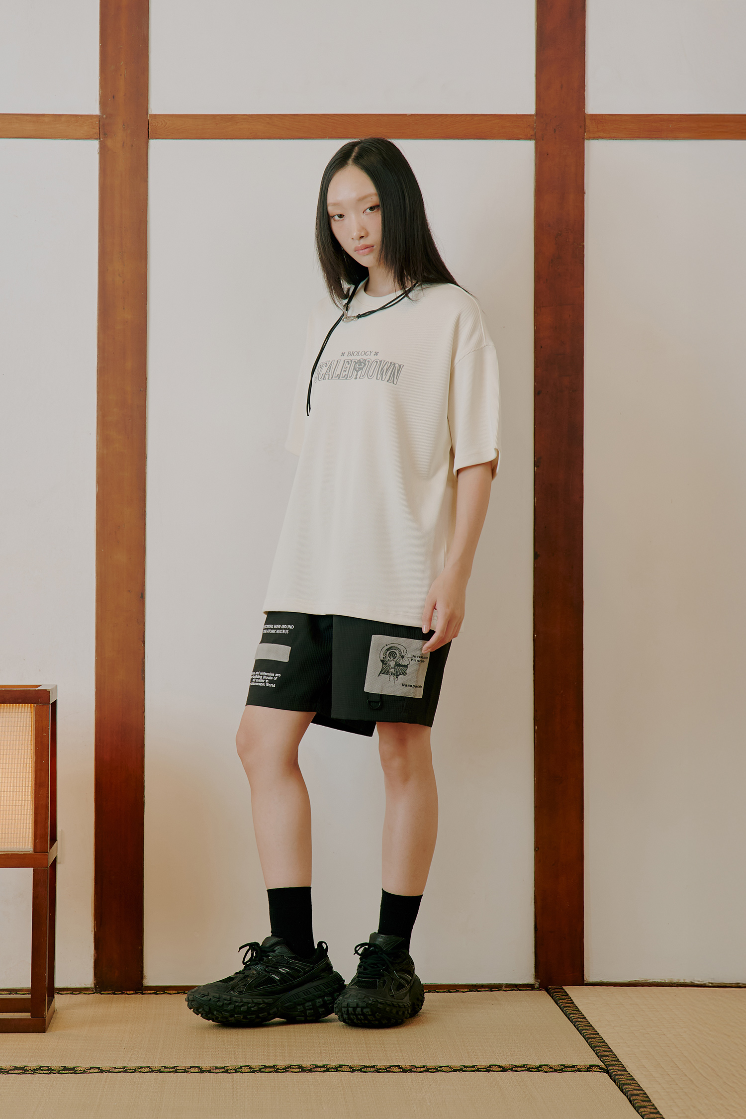 貼布圖案 壓格織紋 短褲(寬版)