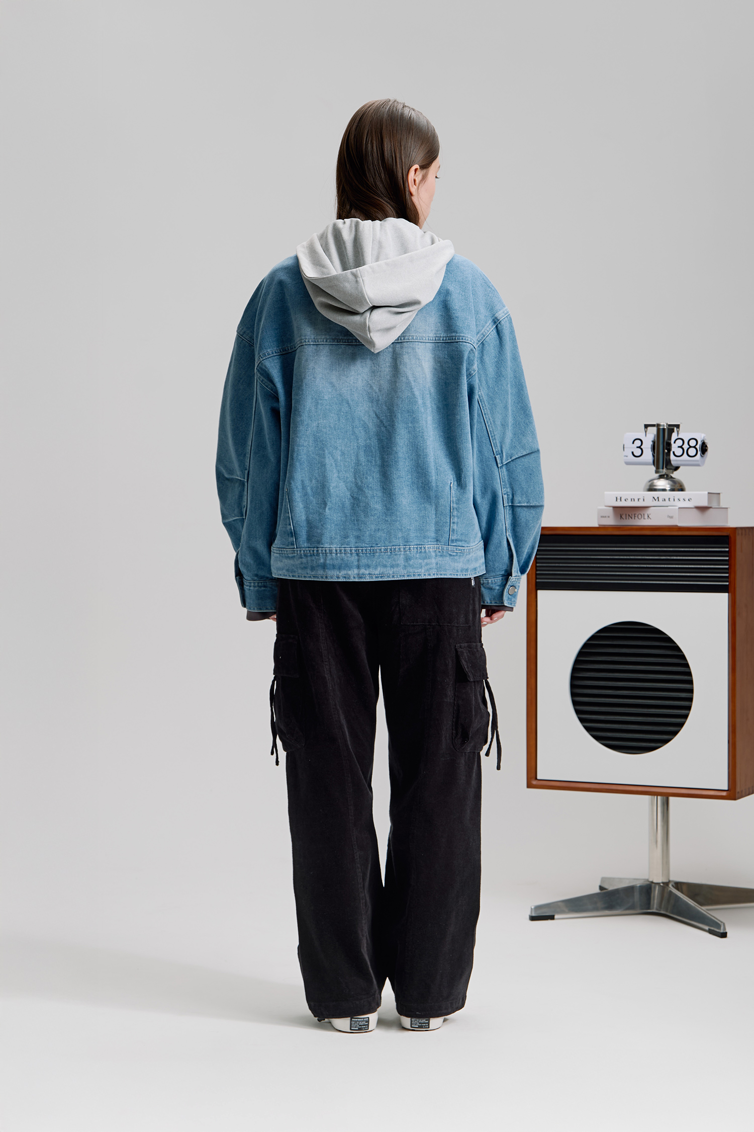 立體解構 厚磅條絨直筒長褲