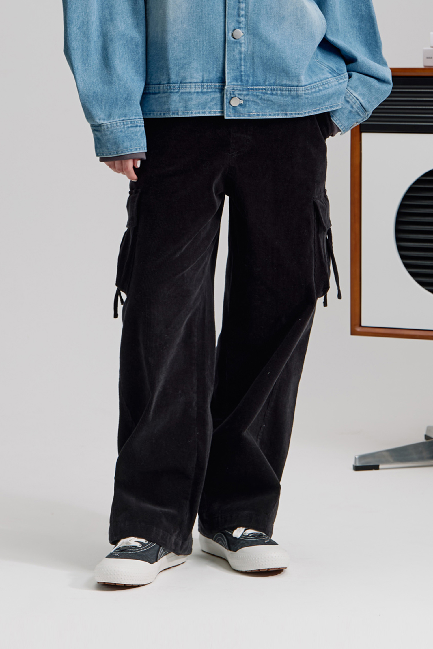 立體解構 厚磅條絨直筒長褲