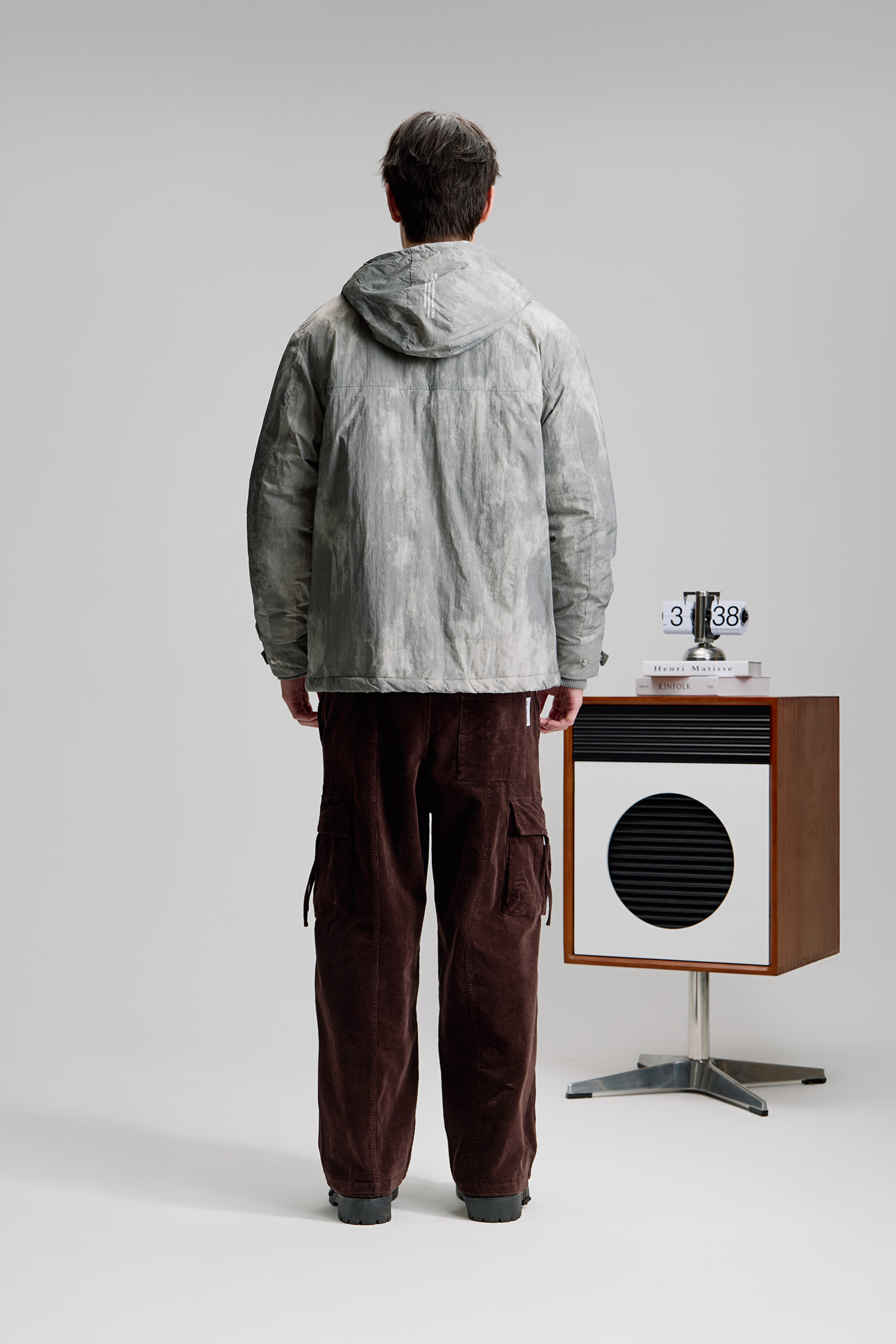 立體解構 厚磅條絨直筒長褲