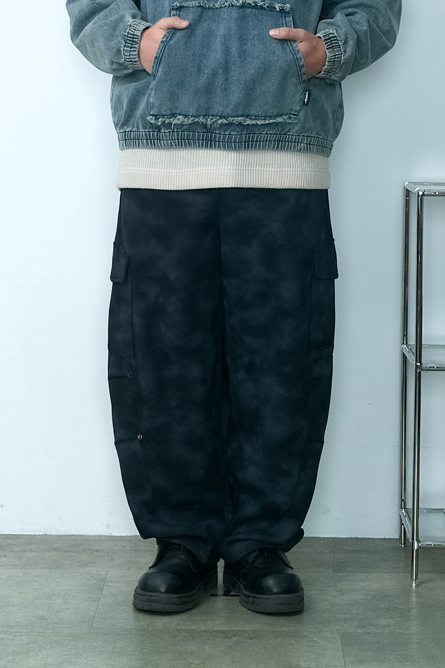 ARKis 渲染彎刀長褲