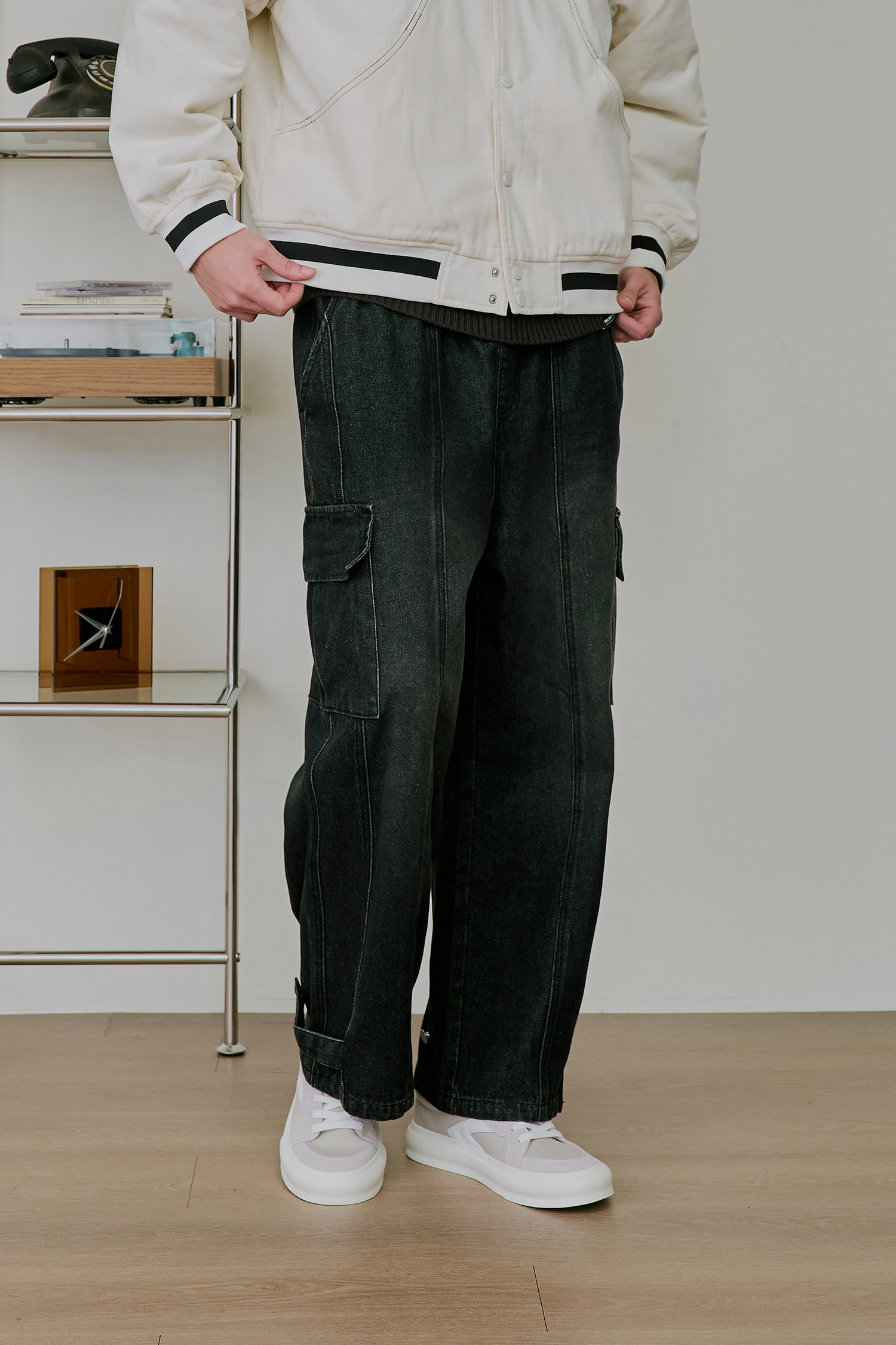 多袋刷色 牛仔直筒長褲