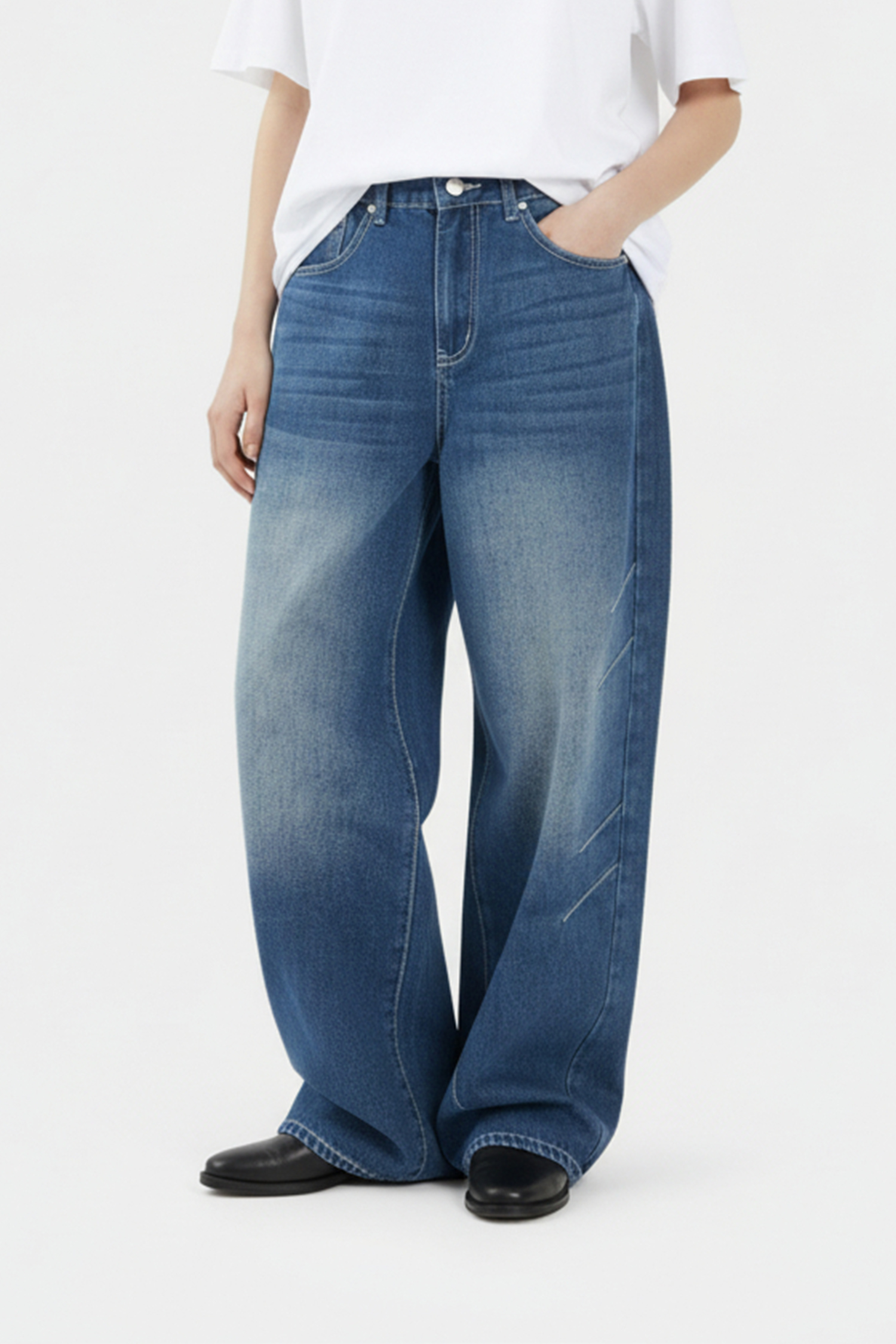 水洗貓鬚 Barrel Leg 錐形牛仔褲