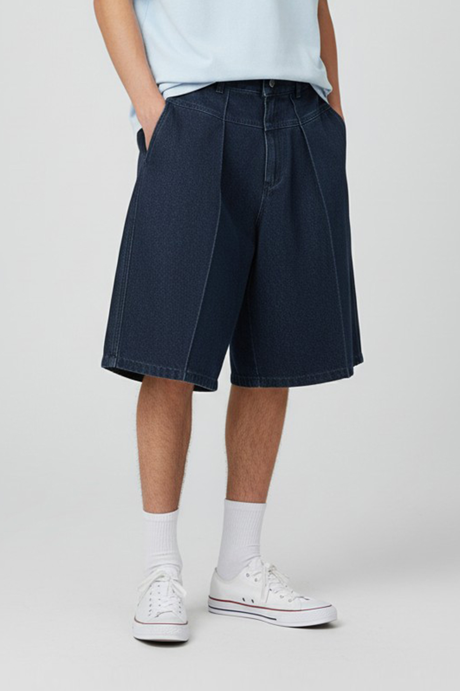 剪接打褶 牛仔中褲