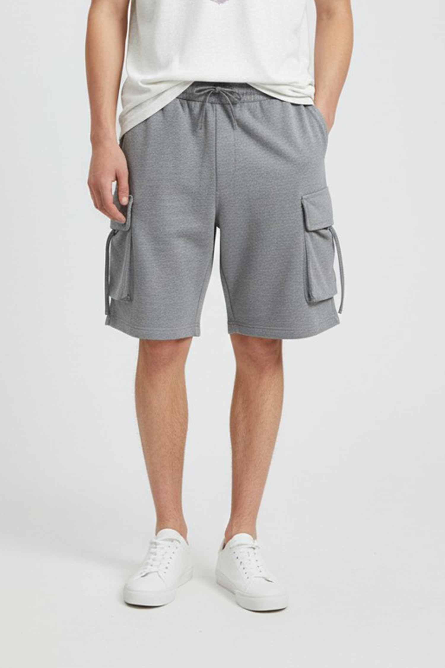 舒適柔軟 工裝口袋短褲(寬版)