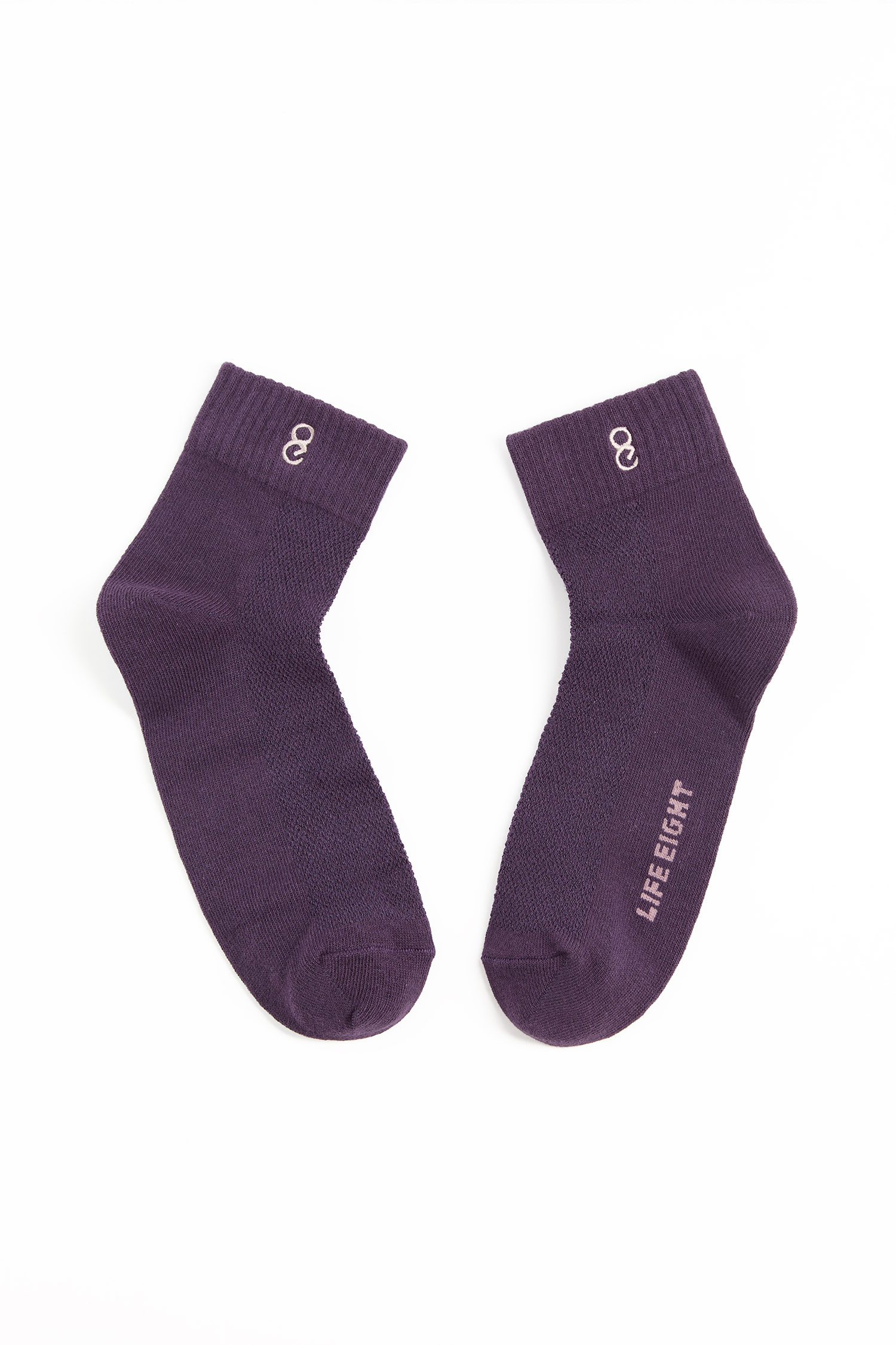 品牌跳色電繡短襪