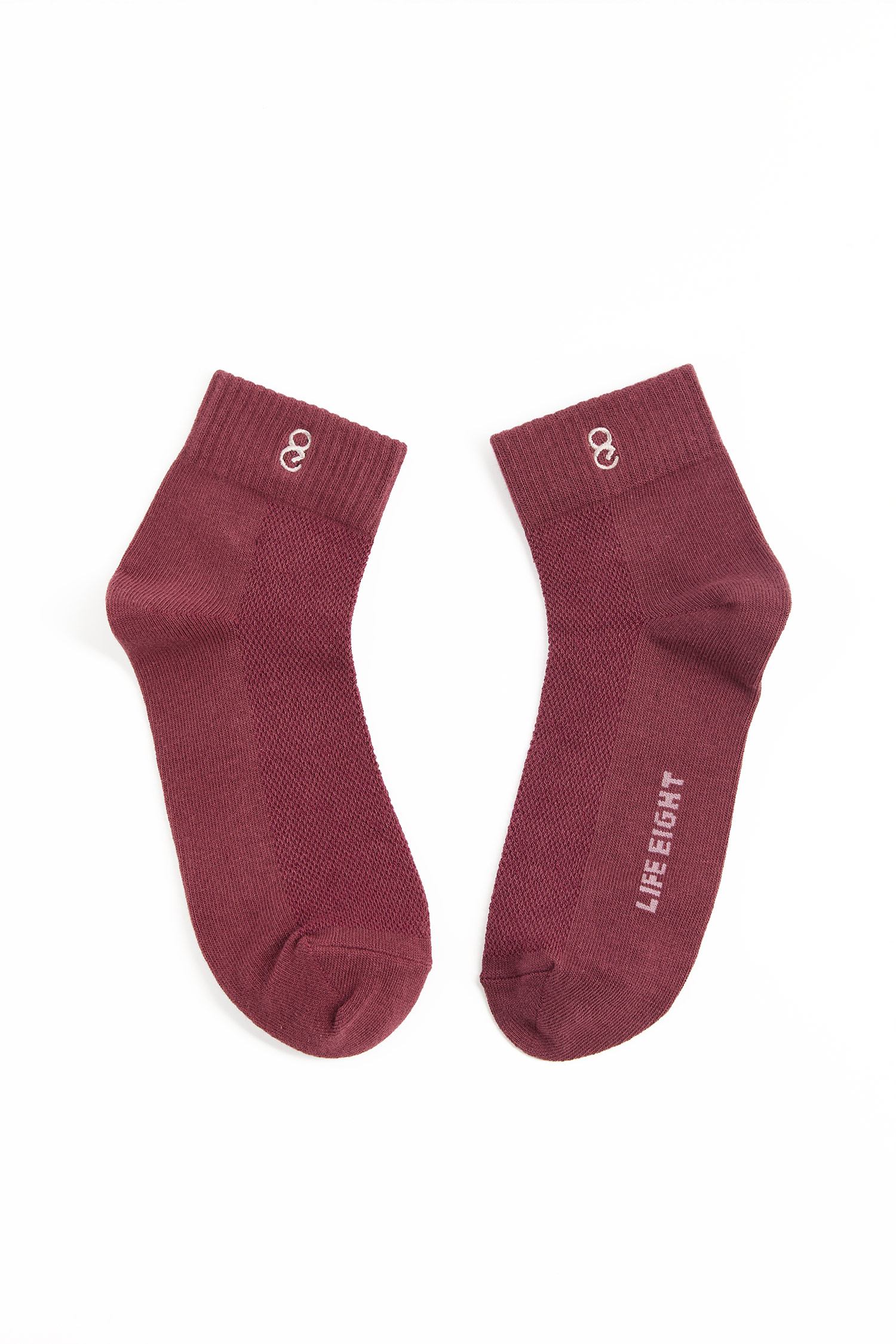 品牌跳色電繡短襪