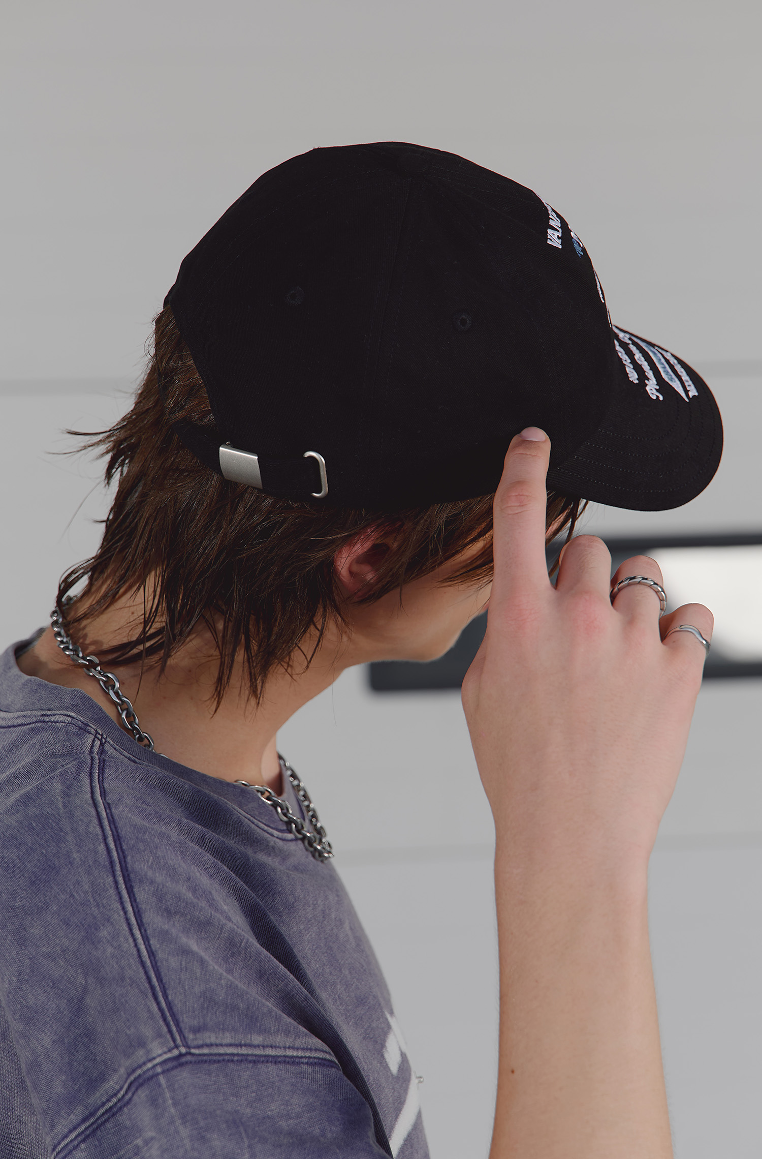 多字電繡 細斜紋 休閒棒球帽