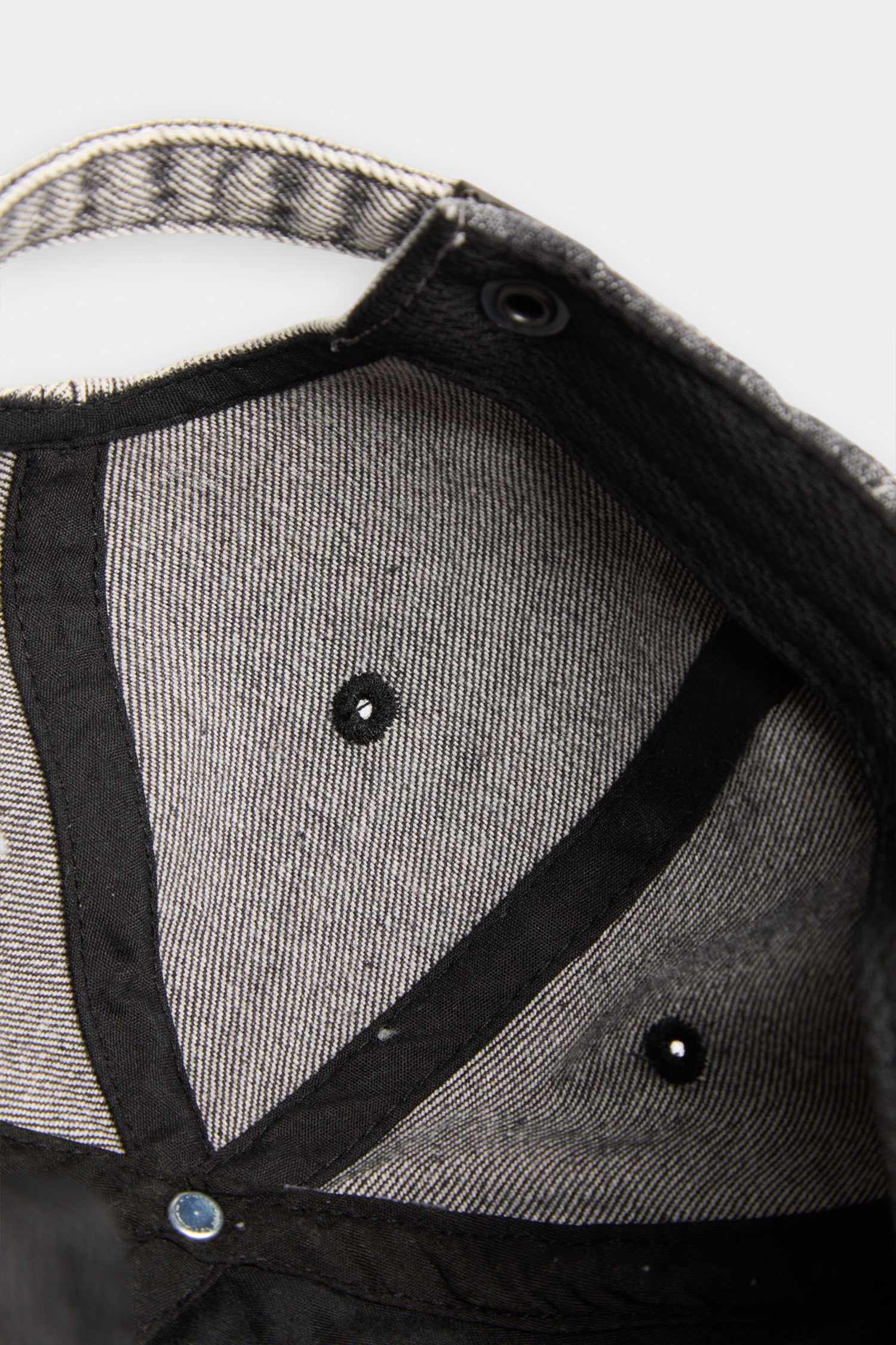 ARKis 電繡仿舊水洗棒球帽