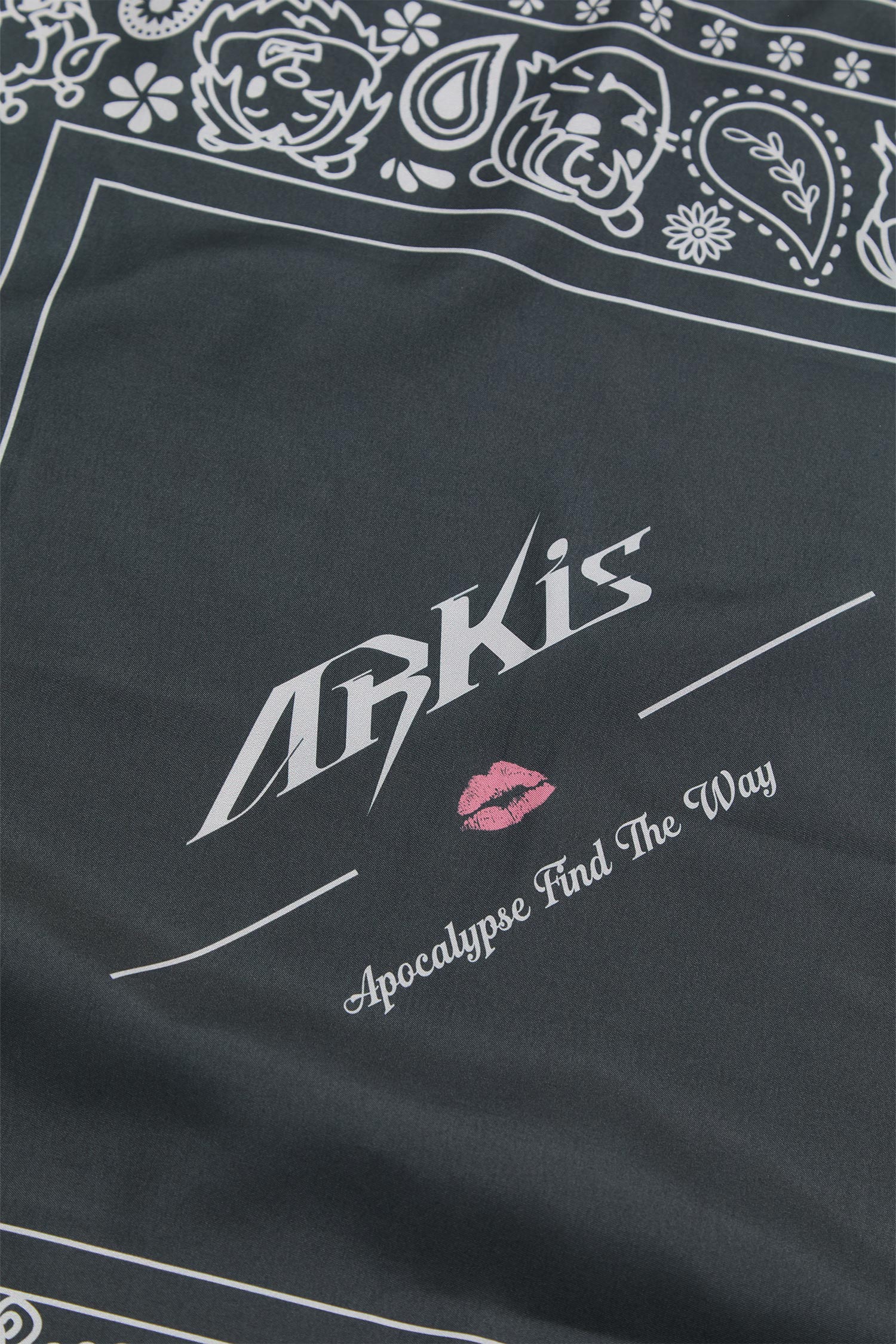 ARKis 頭像設計方巾