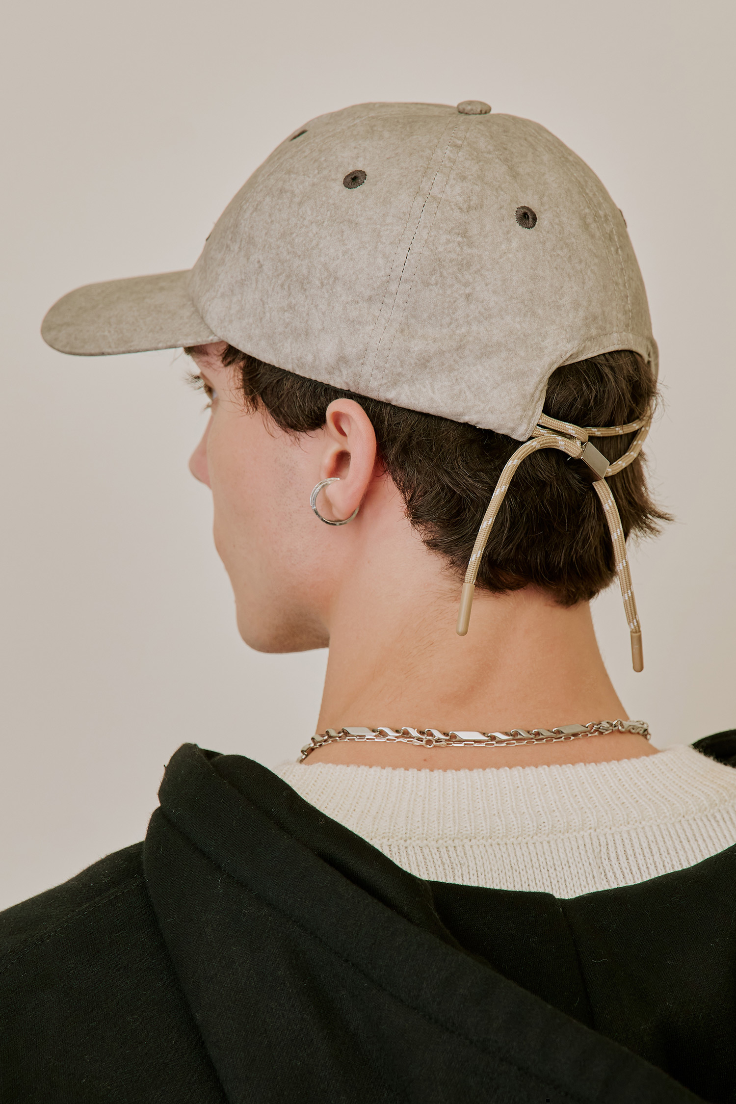 電繡髒髒棒球帽