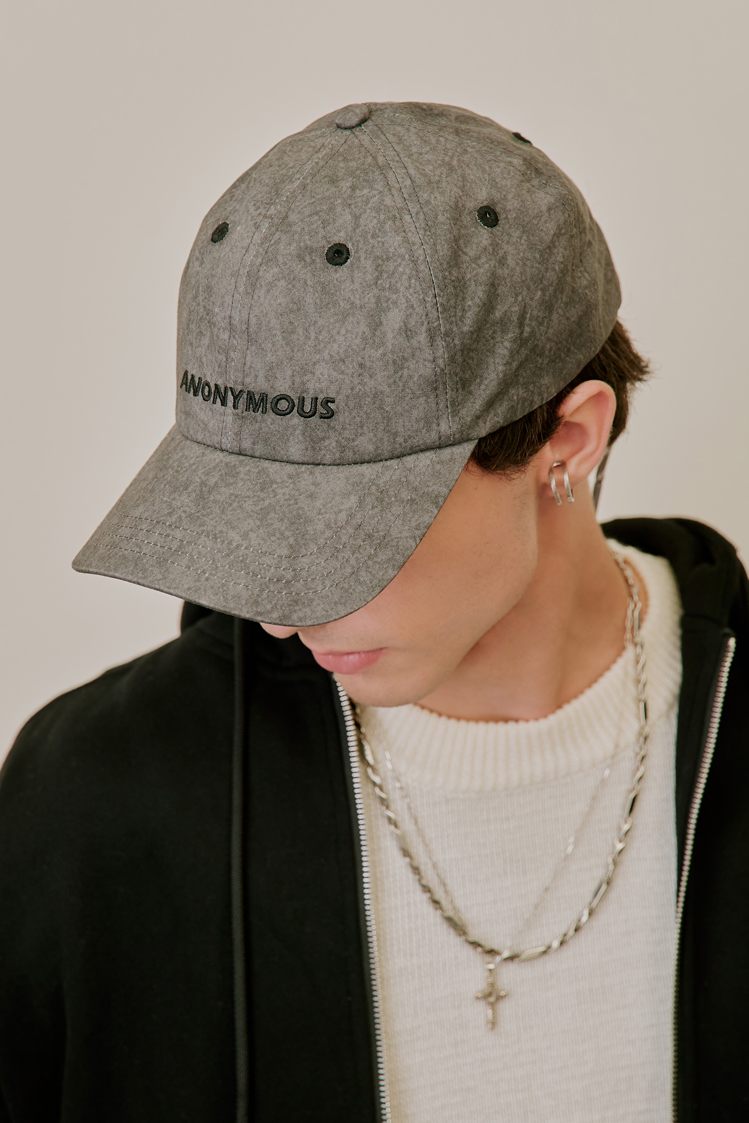 電繡髒髒棒球帽