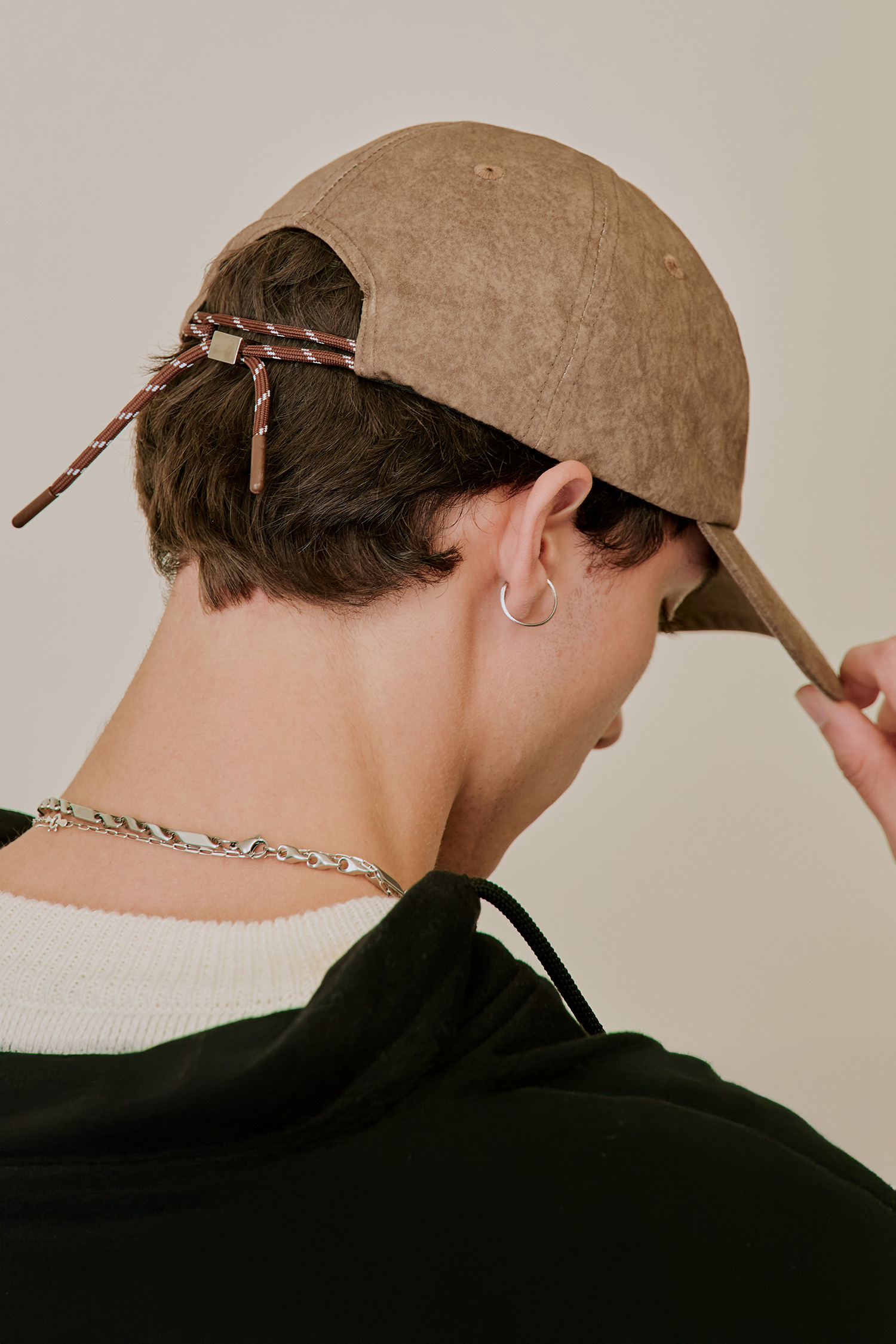 電繡髒髒棒球帽