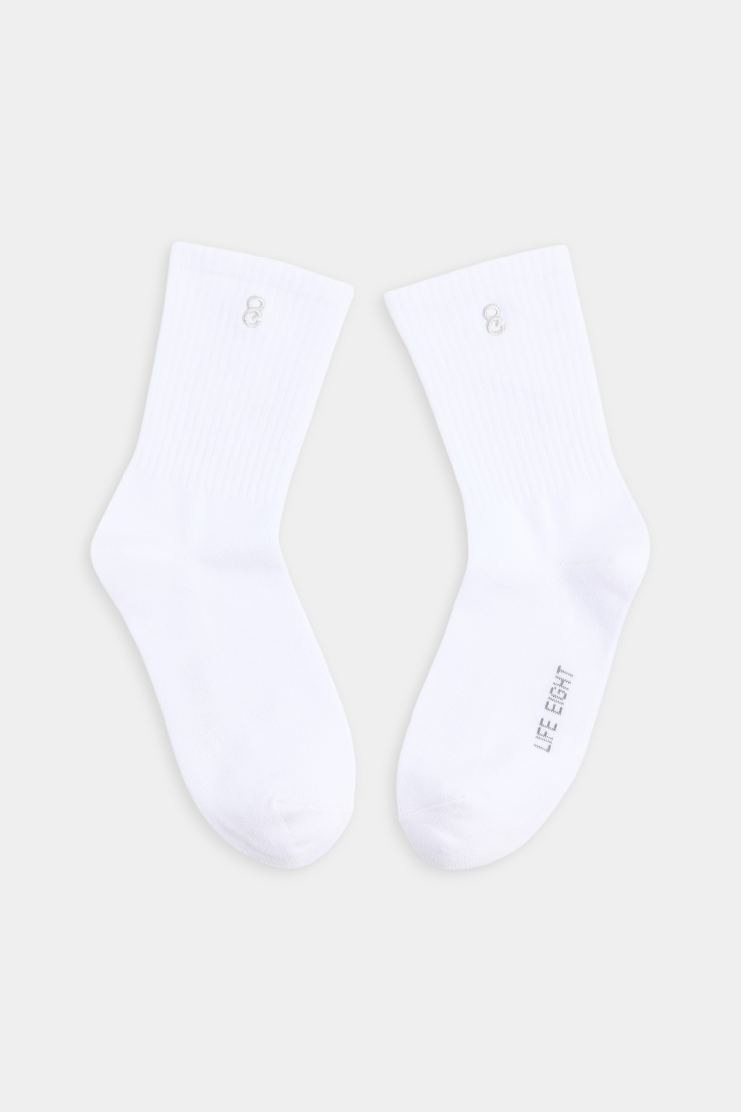 品牌電繡中筒襪