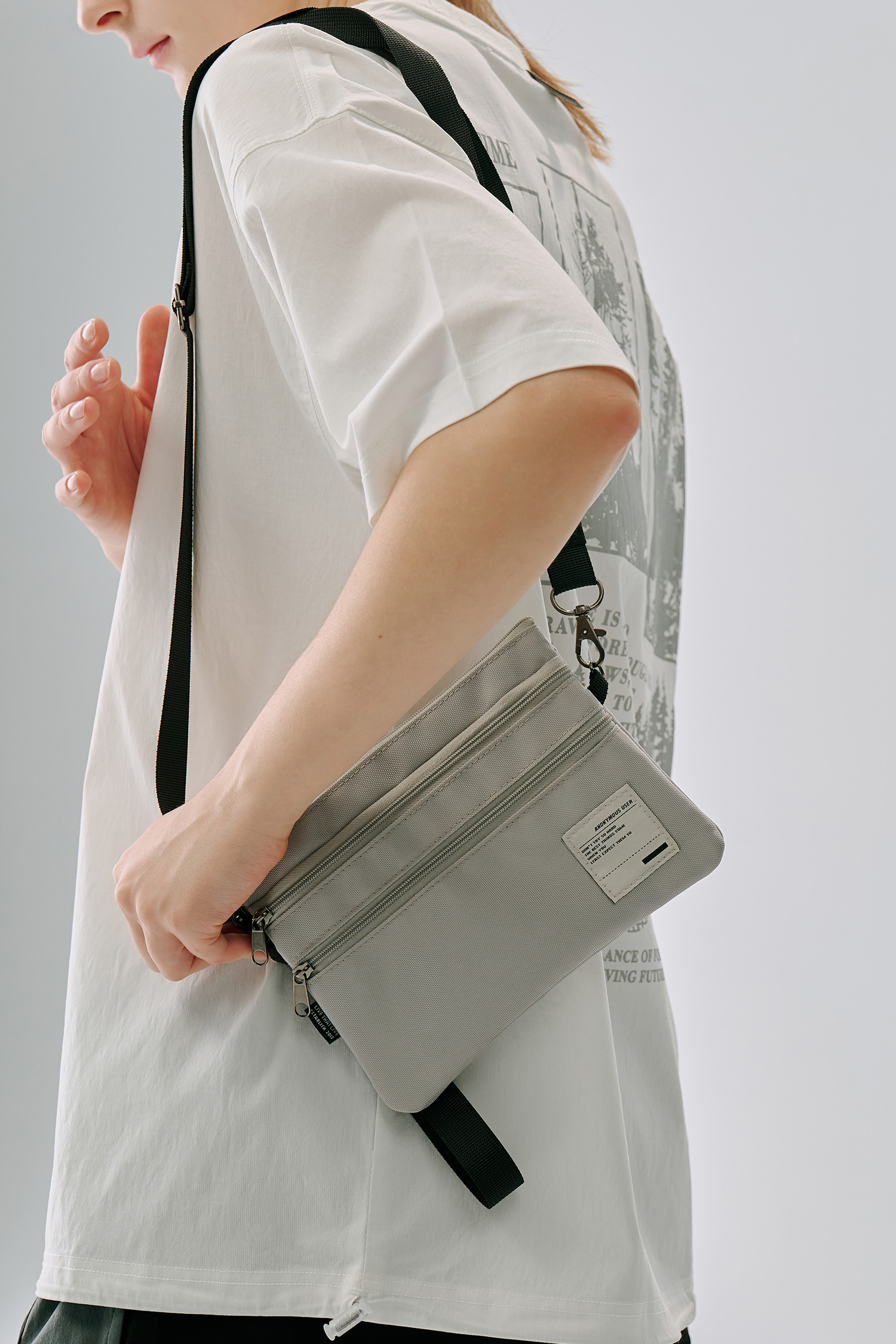 輕快旅行 多用途收納隨身小包