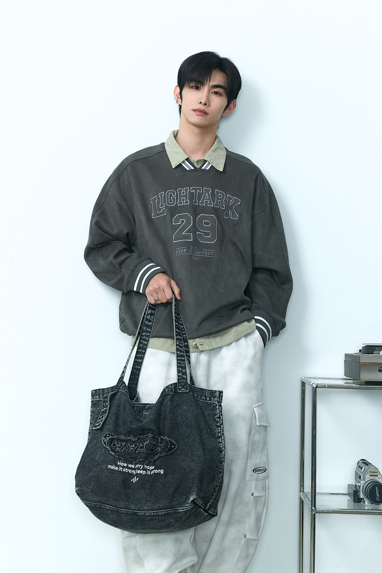 ARKis 電繡水洗牛仔托特包