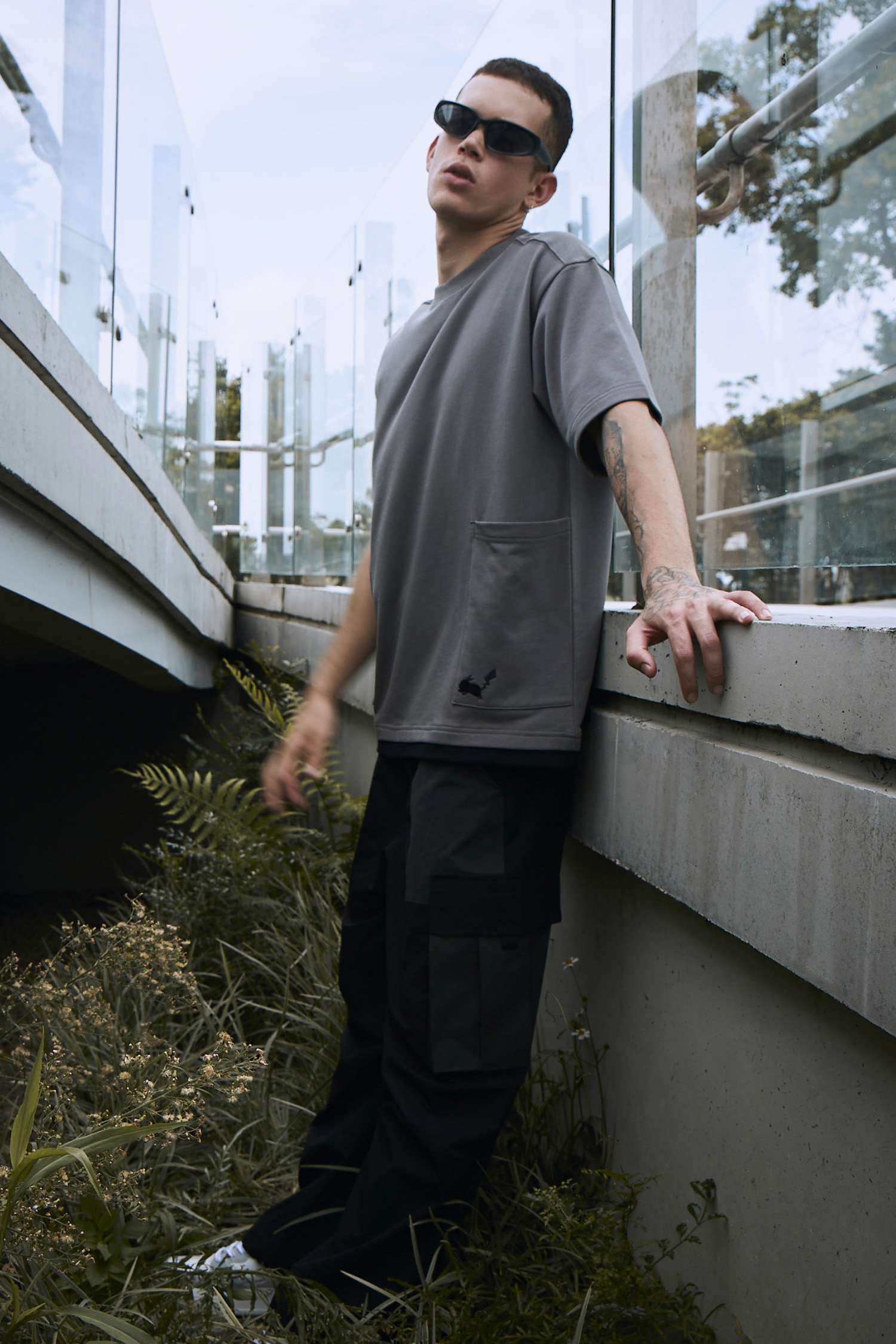 寶可夢 皮卡丘 雙口袋短袖上衣