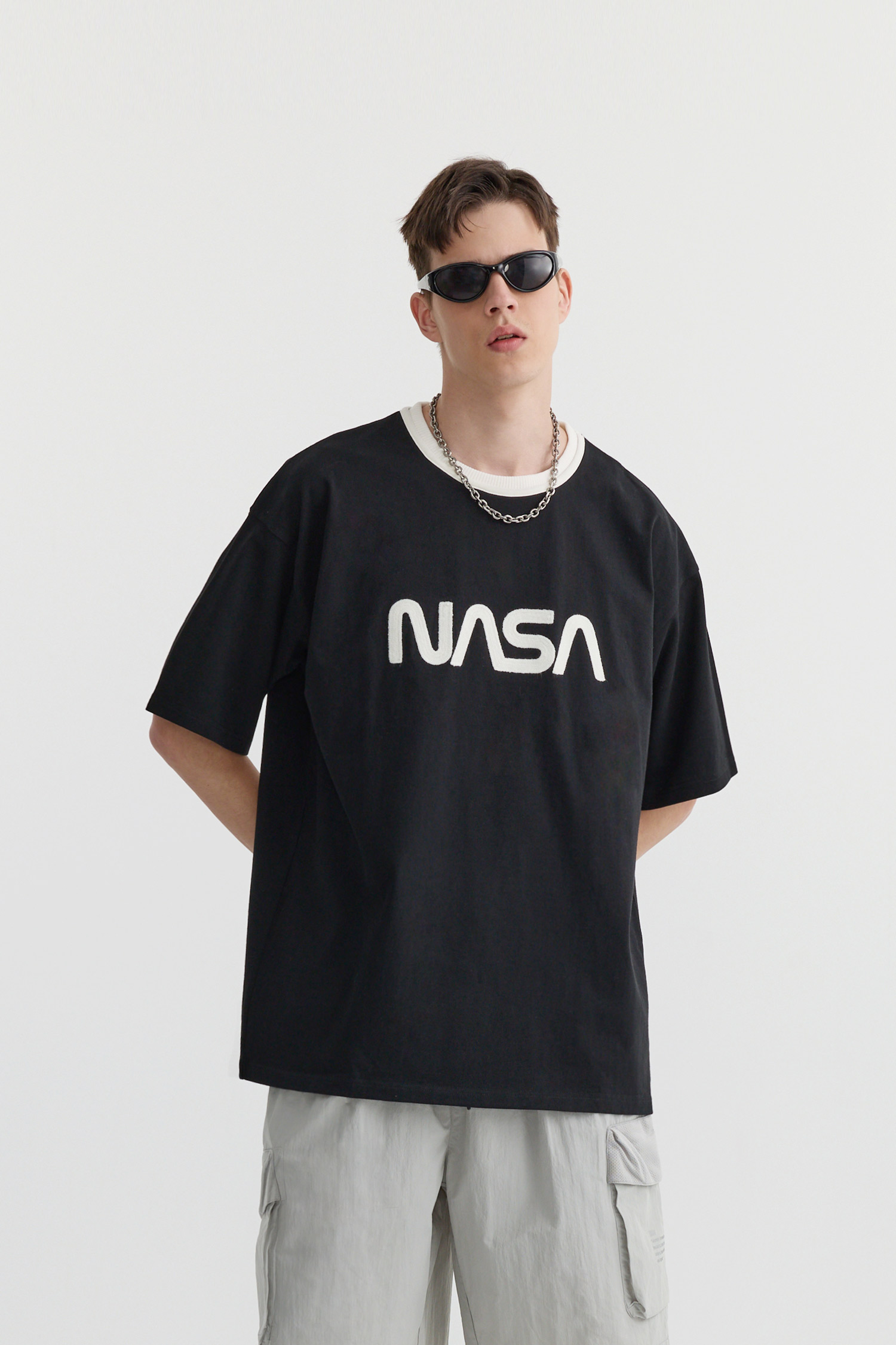 太空系列 撞色領文字短袖上衣