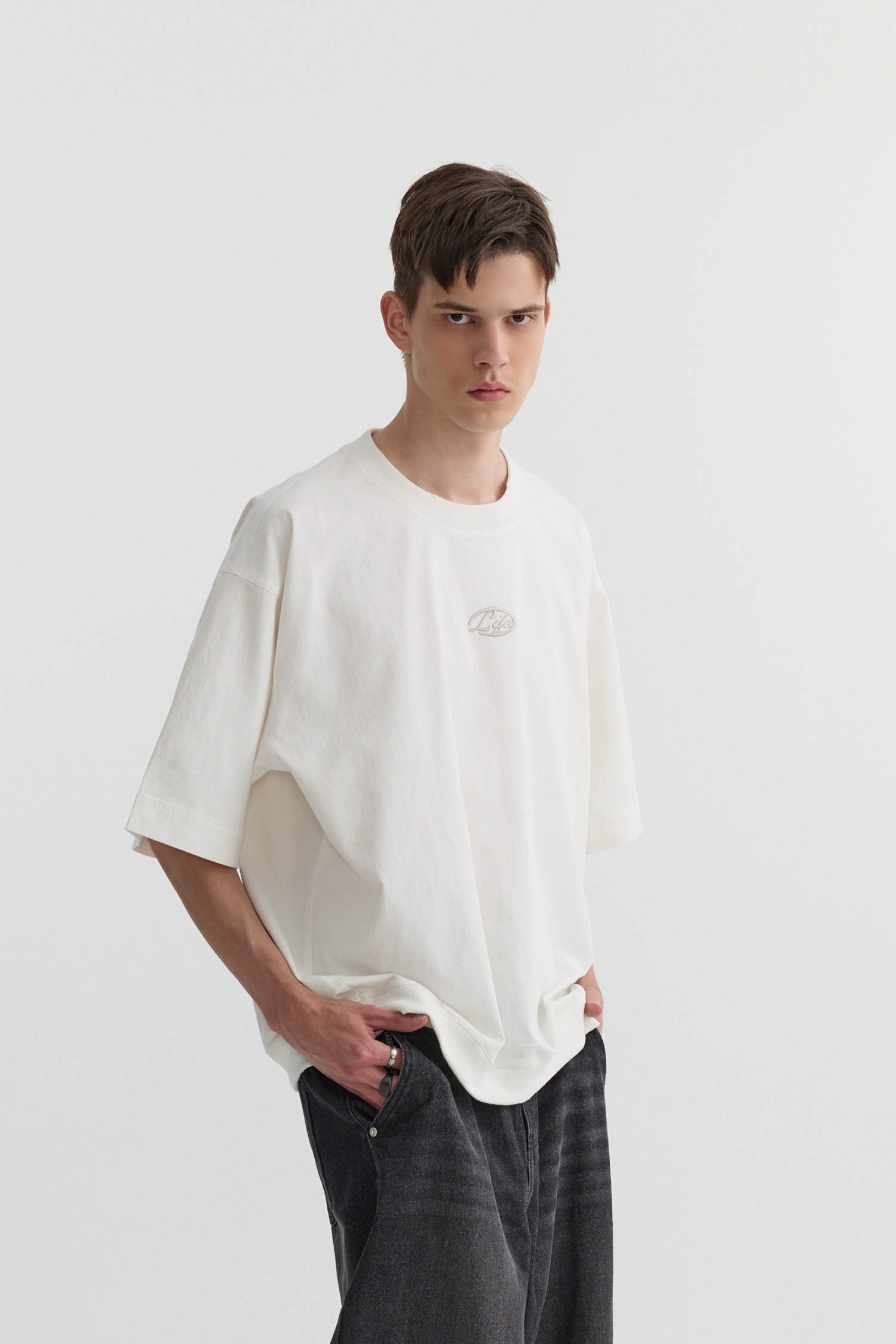 Life8 斜紋側開拉鍊 短袖上衣