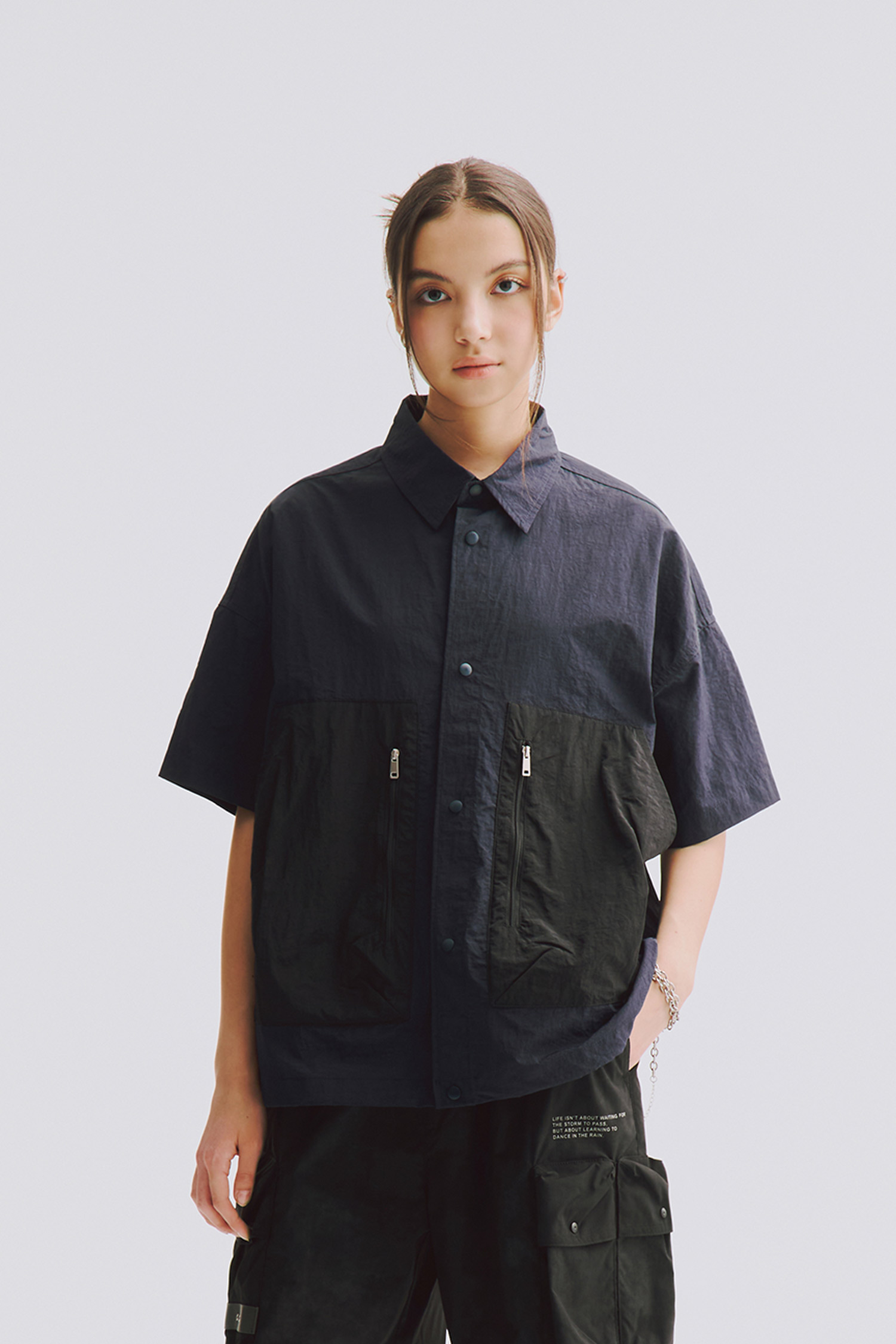 大口袋輕量 短袖襯衫