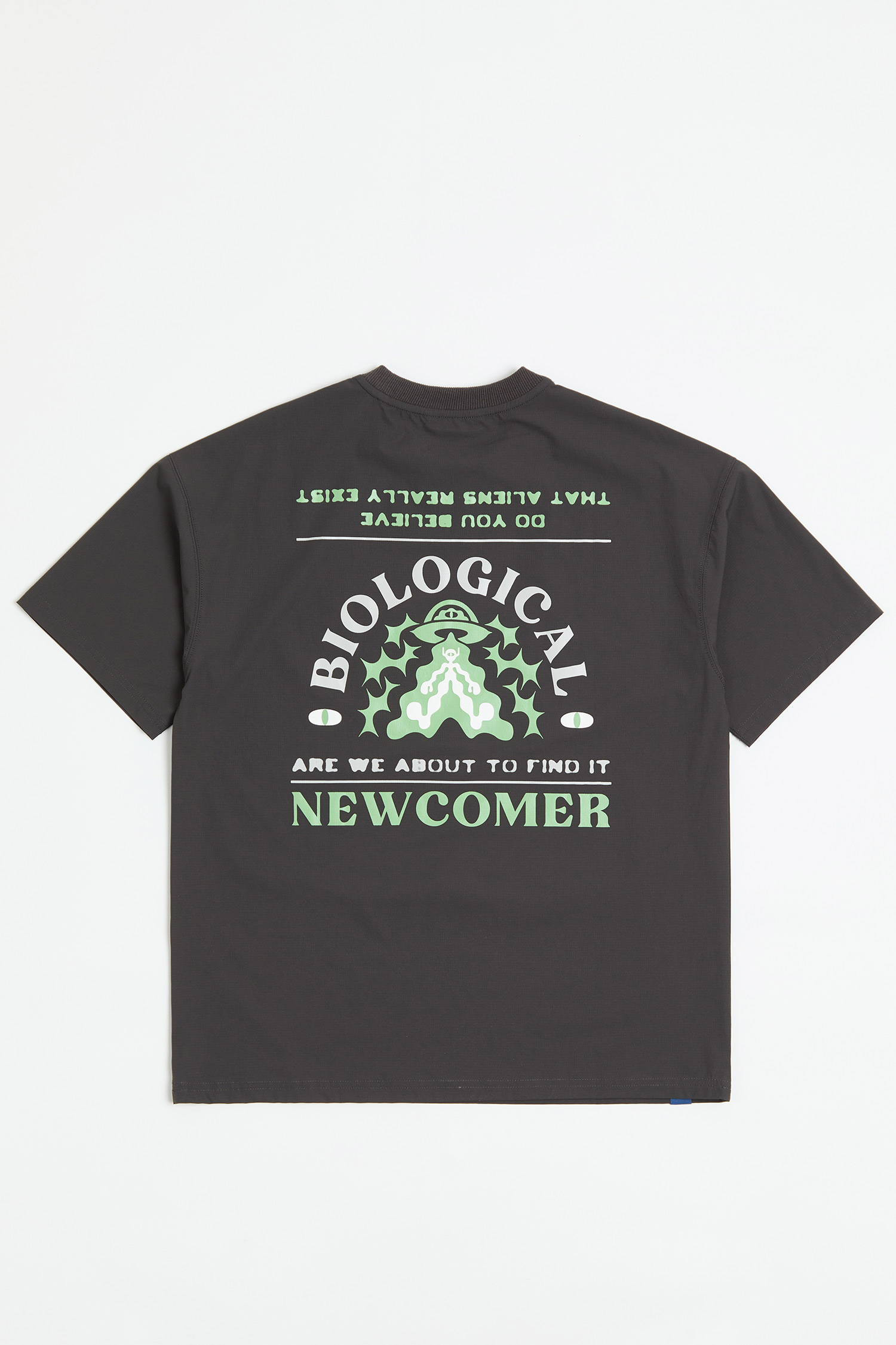 存在生物 四面彈 短袖上衣