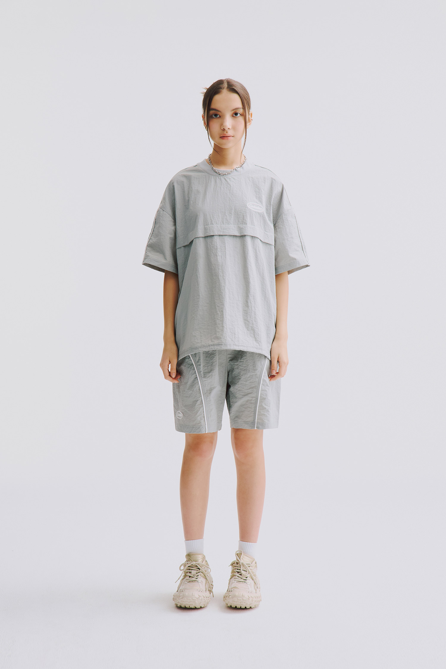 韓系 出芽 輕量短袖上衣