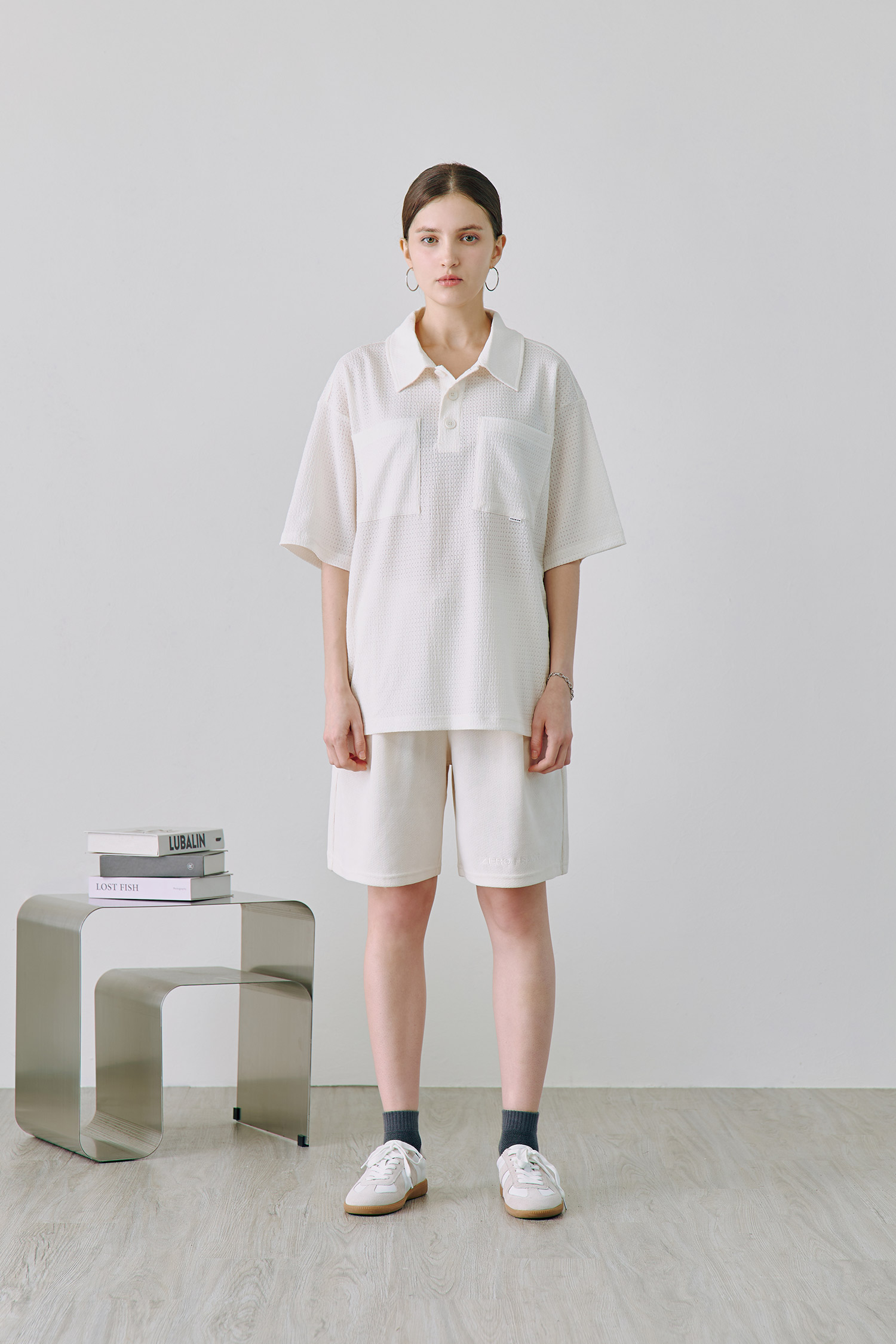 日光漫步 半開襟雕花短袖上衣