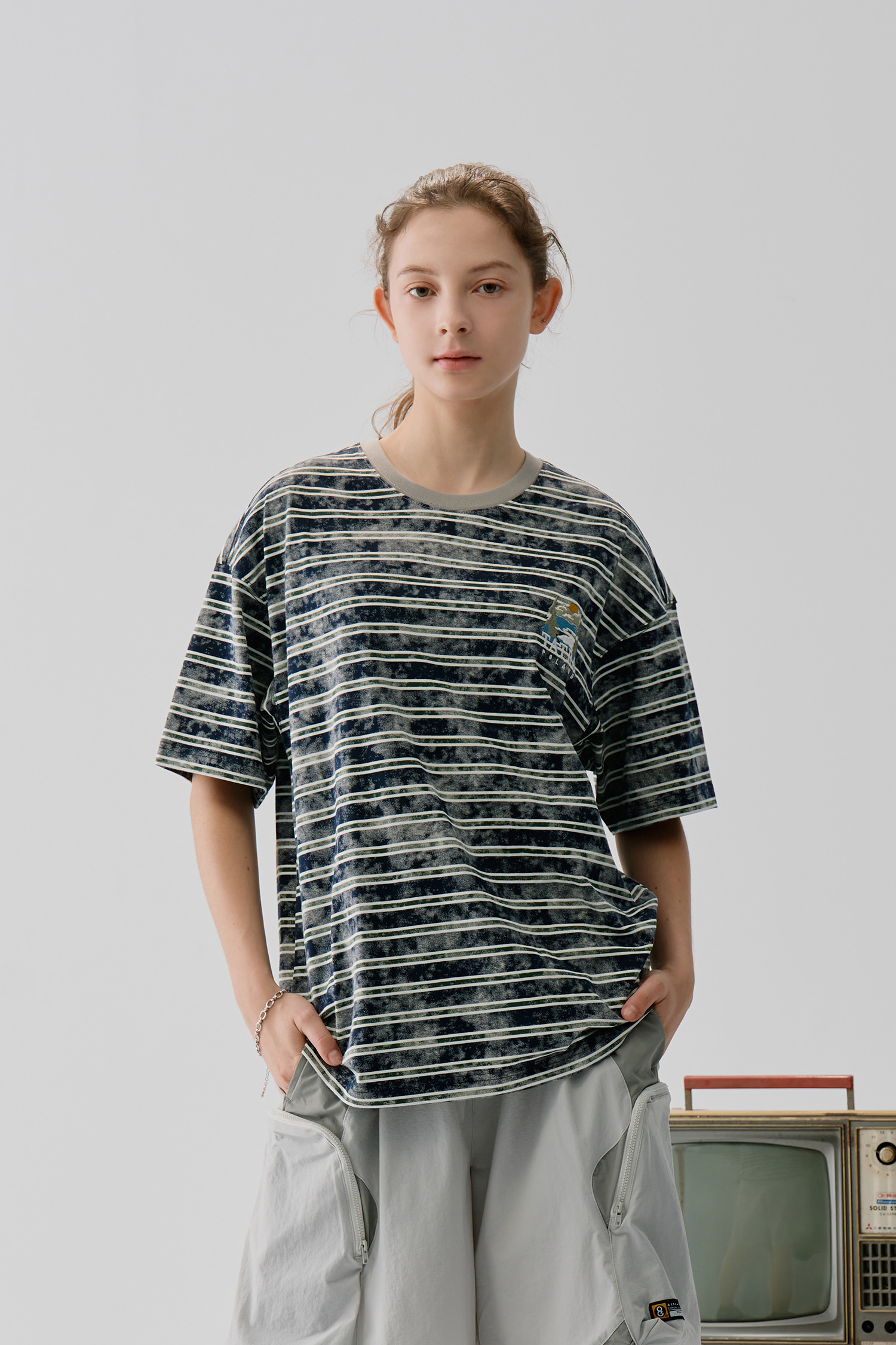 山系刺繡 洗舊條紋 短袖上衣