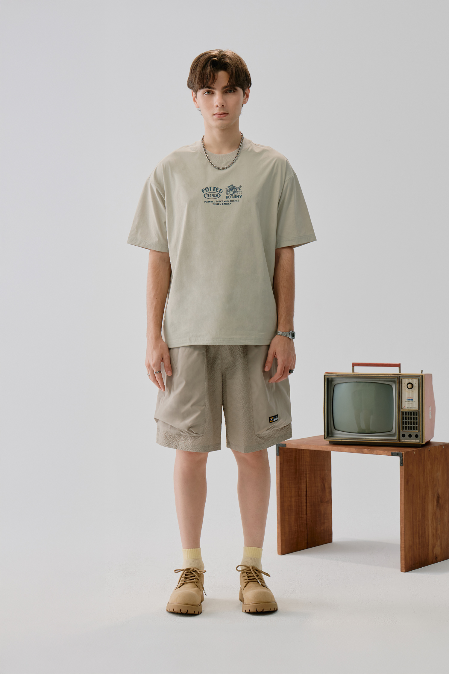 向光生長 四面彈 短袖上衣