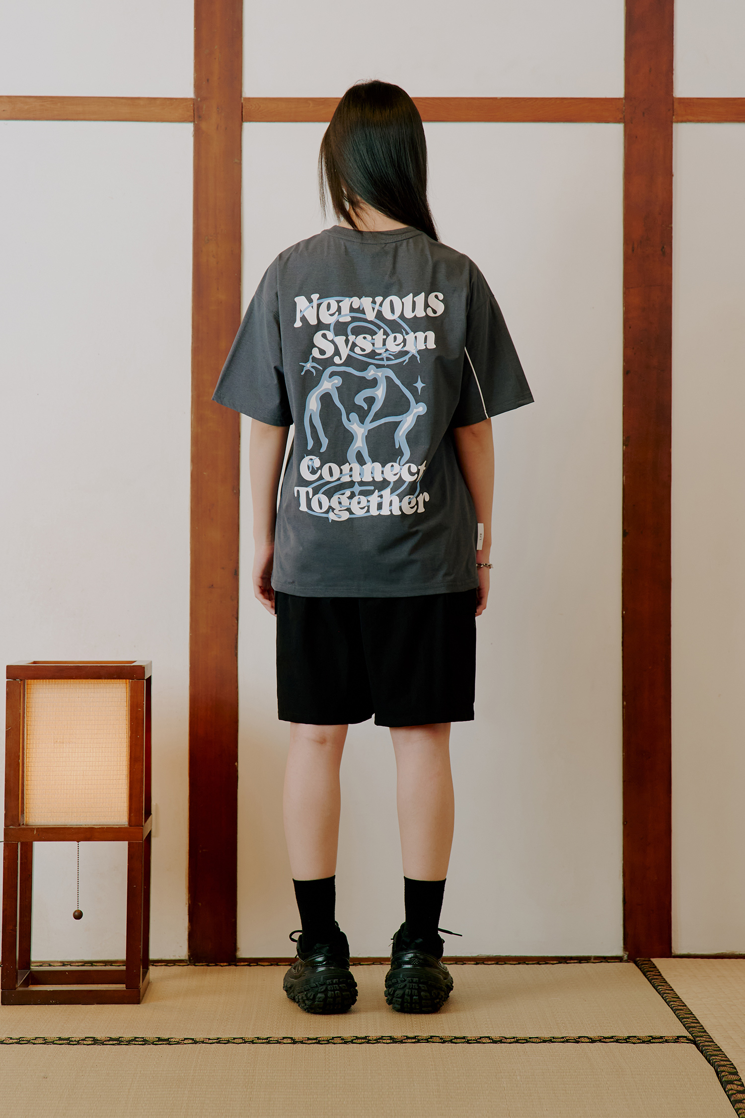 系統連結 輕量 短袖上衣