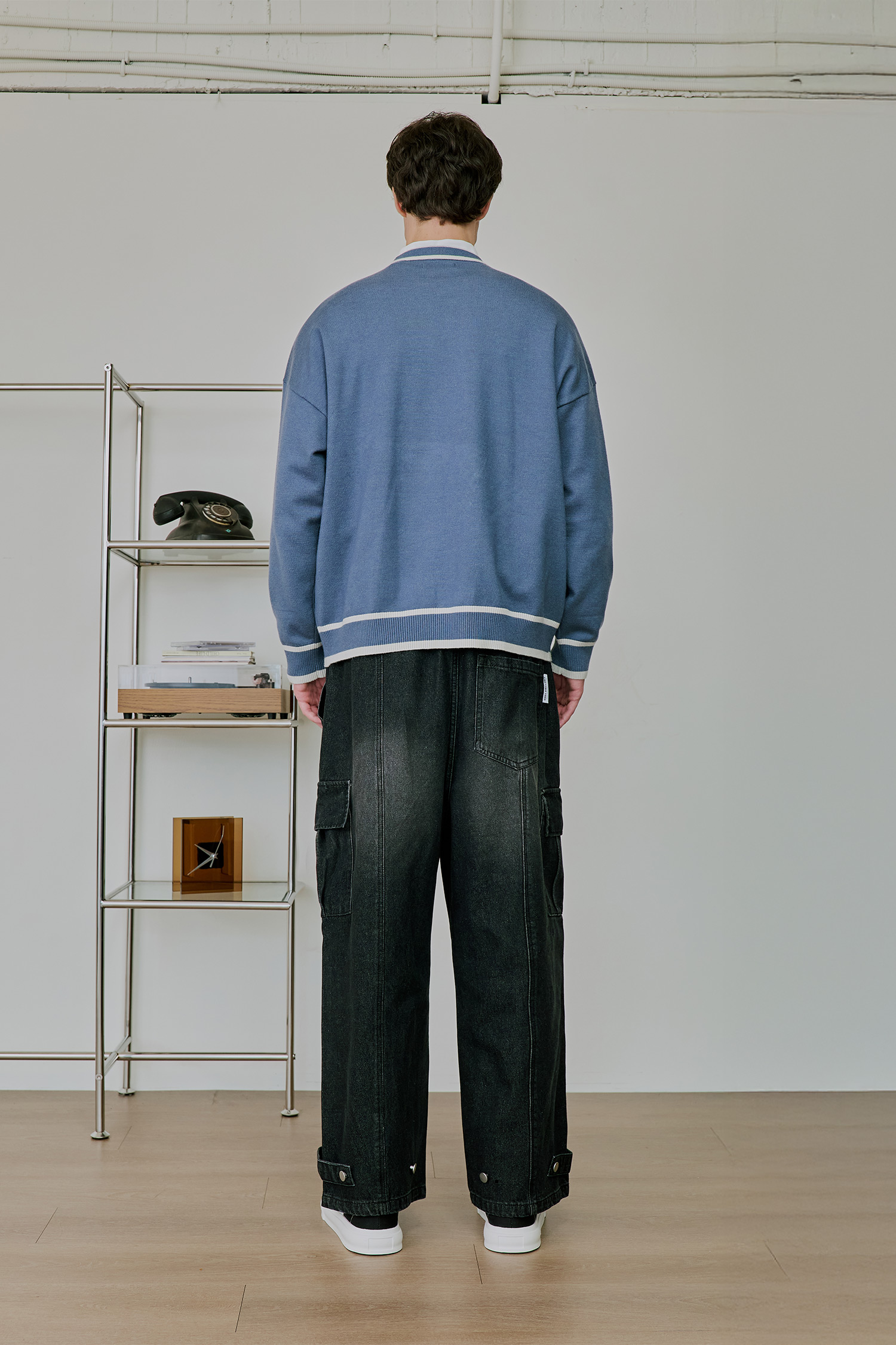 復古文字提花毛衣