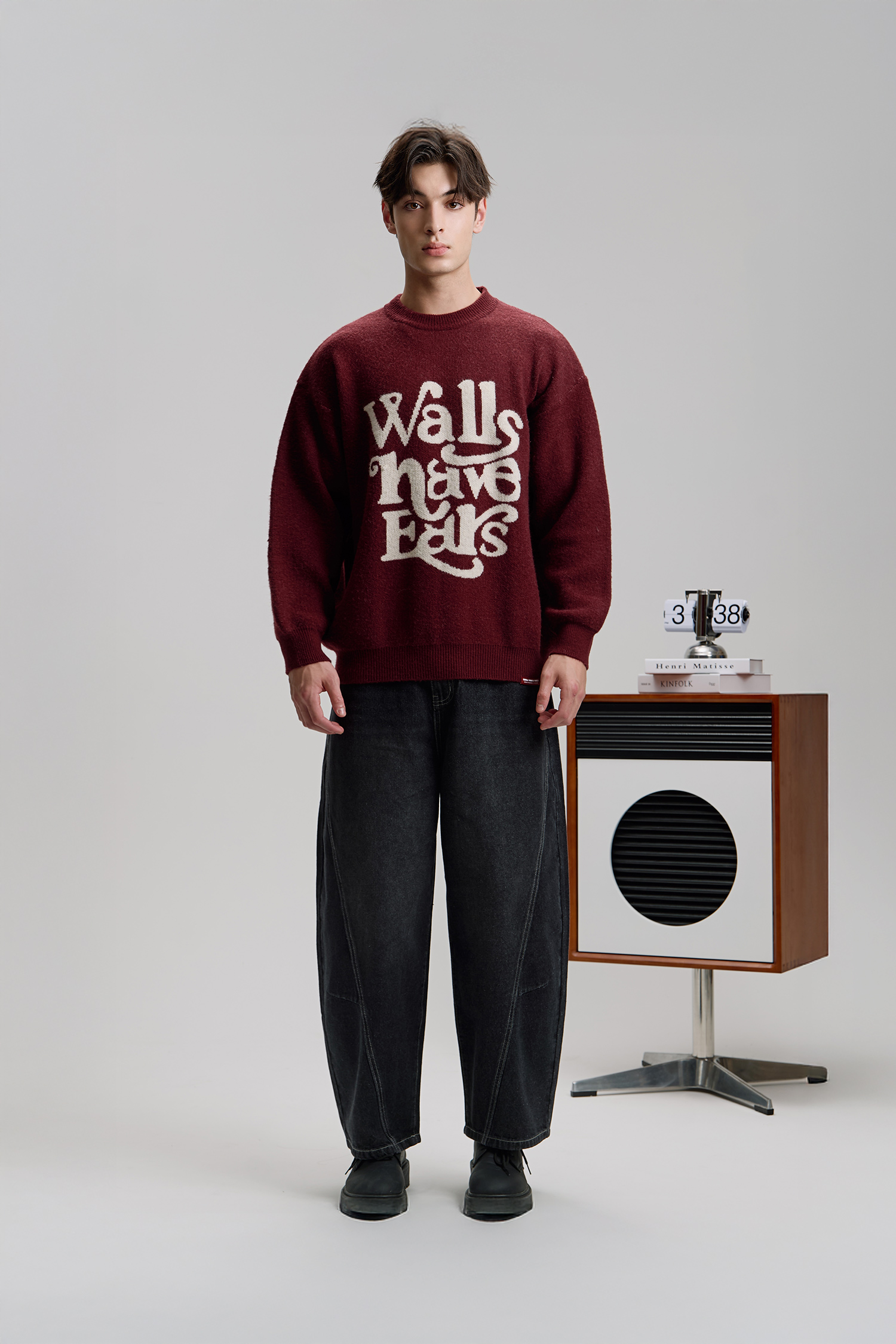 韓系 文字提花 圓領針織毛衣