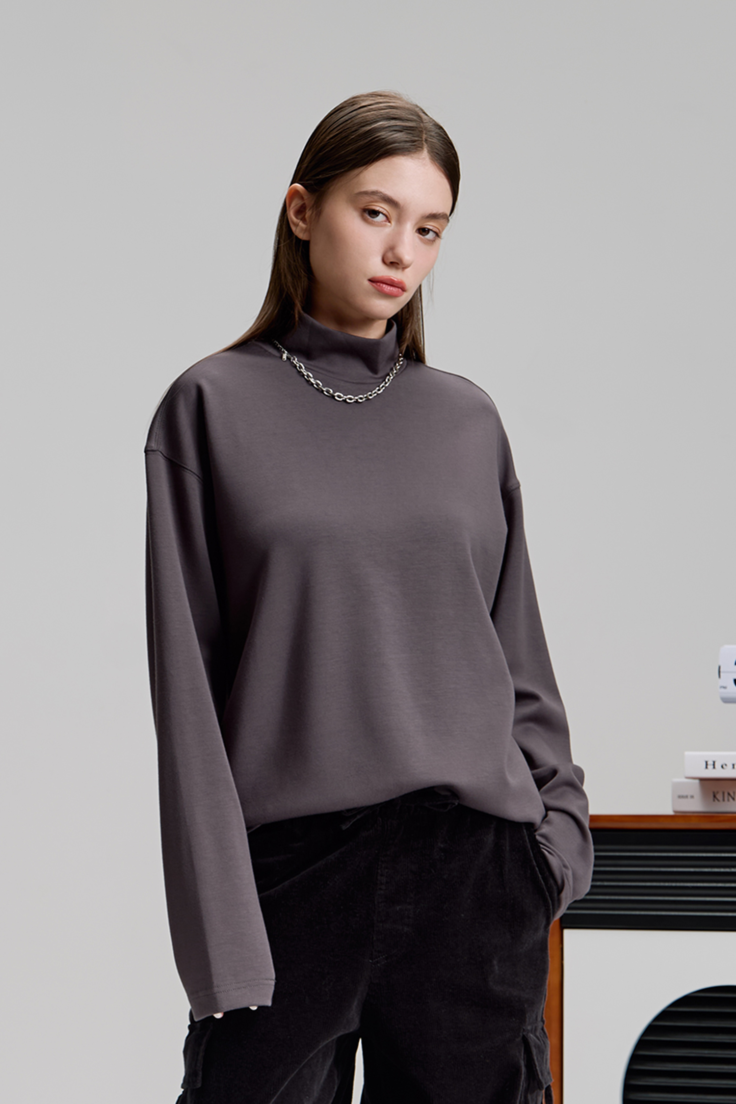 基礎彈性 半高領長袖上衣