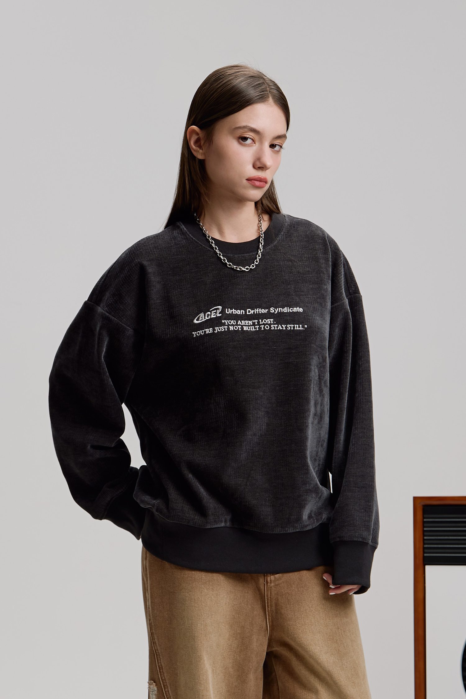 絨感坑條 針織長袖上衣