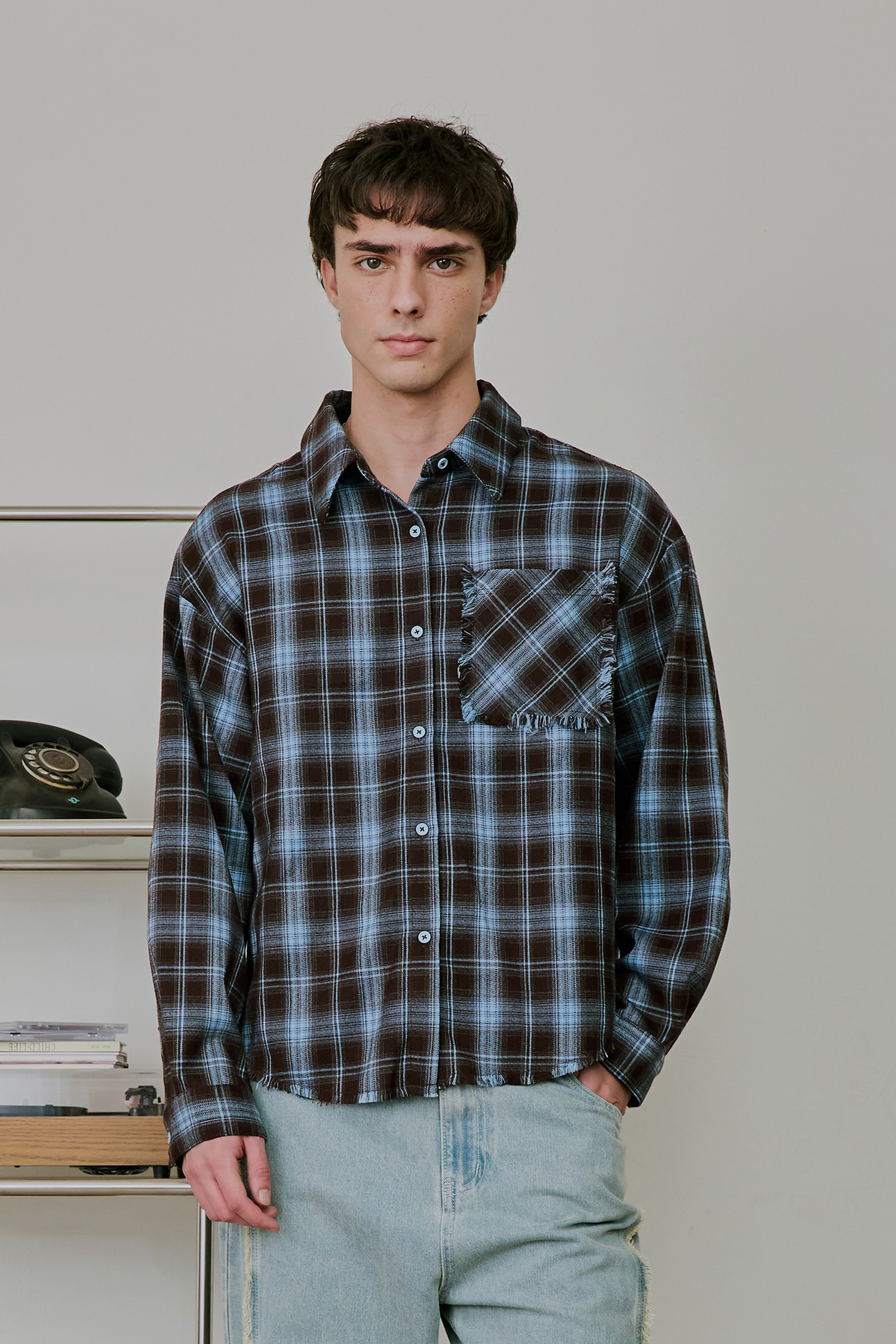 格紋磨毛 不收邊長袖襯衫