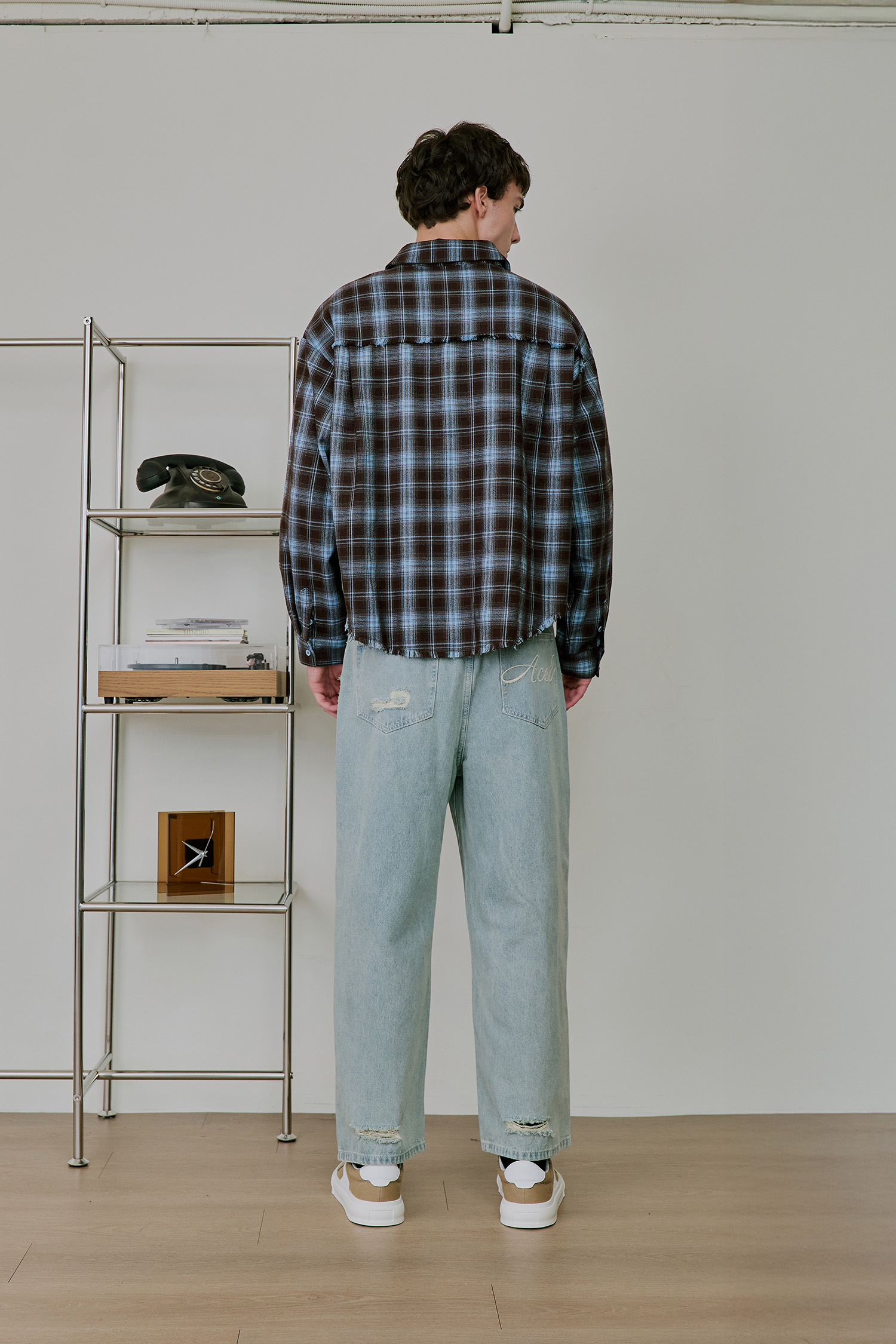 格紋磨毛 不收邊長袖襯衫