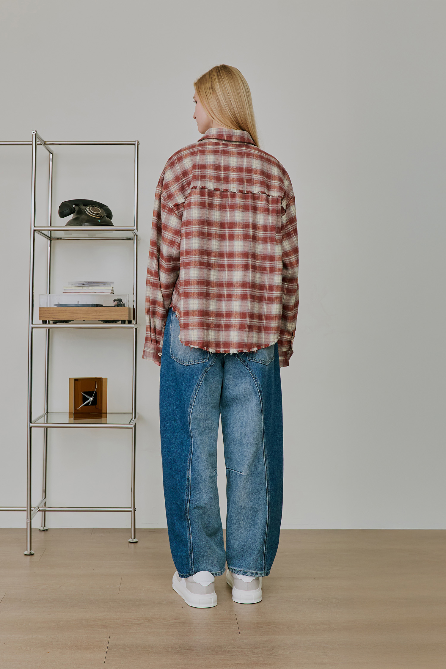 格紋磨毛 不收邊長袖襯衫