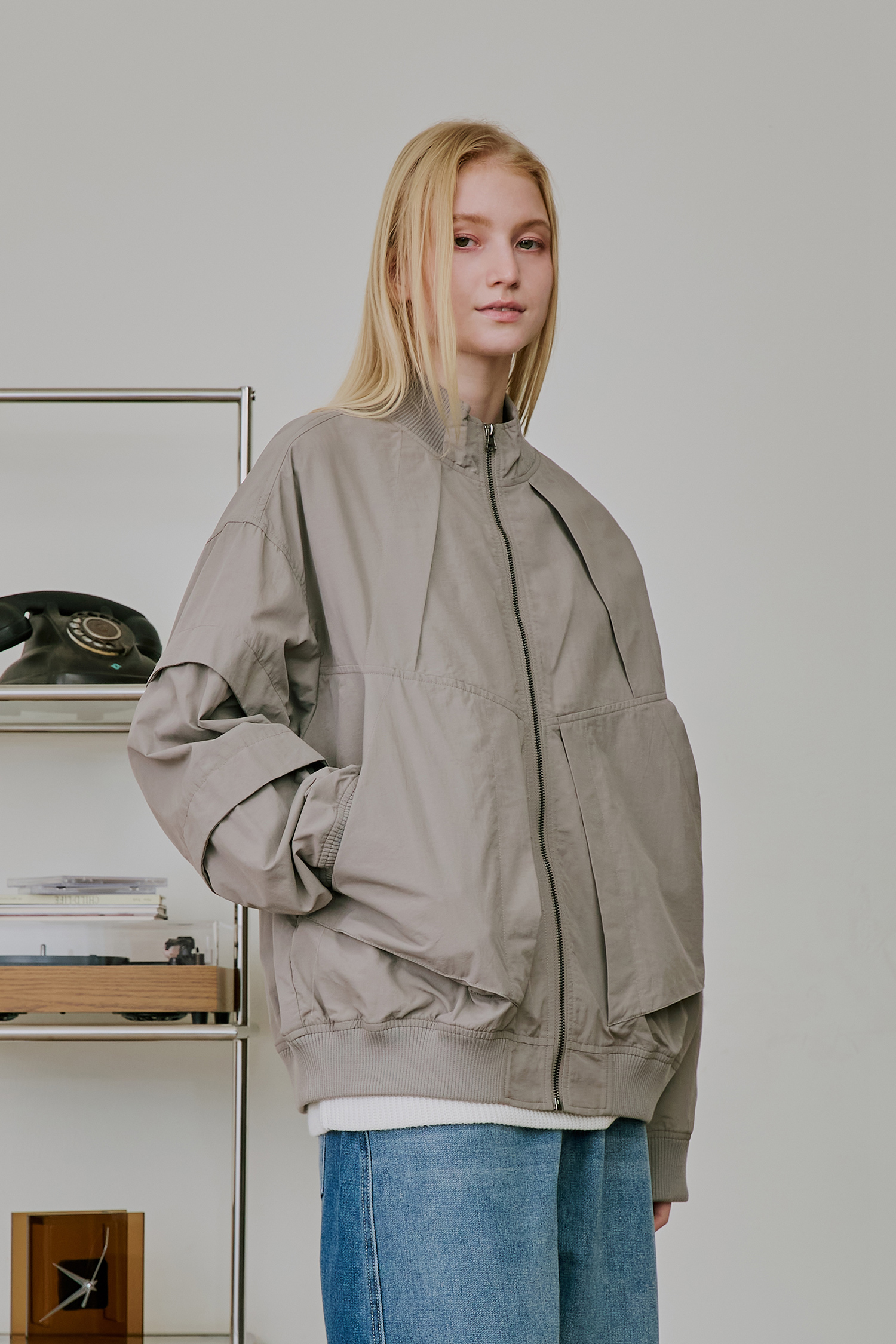 幾何剪裁 霧面輕量外套