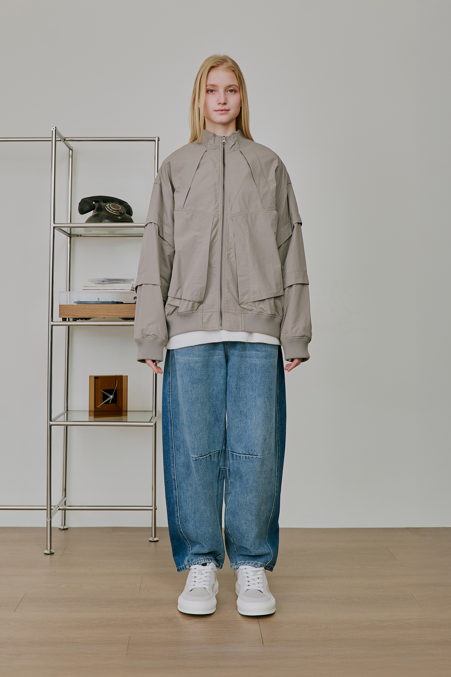 幾何剪裁 霧面輕量外套