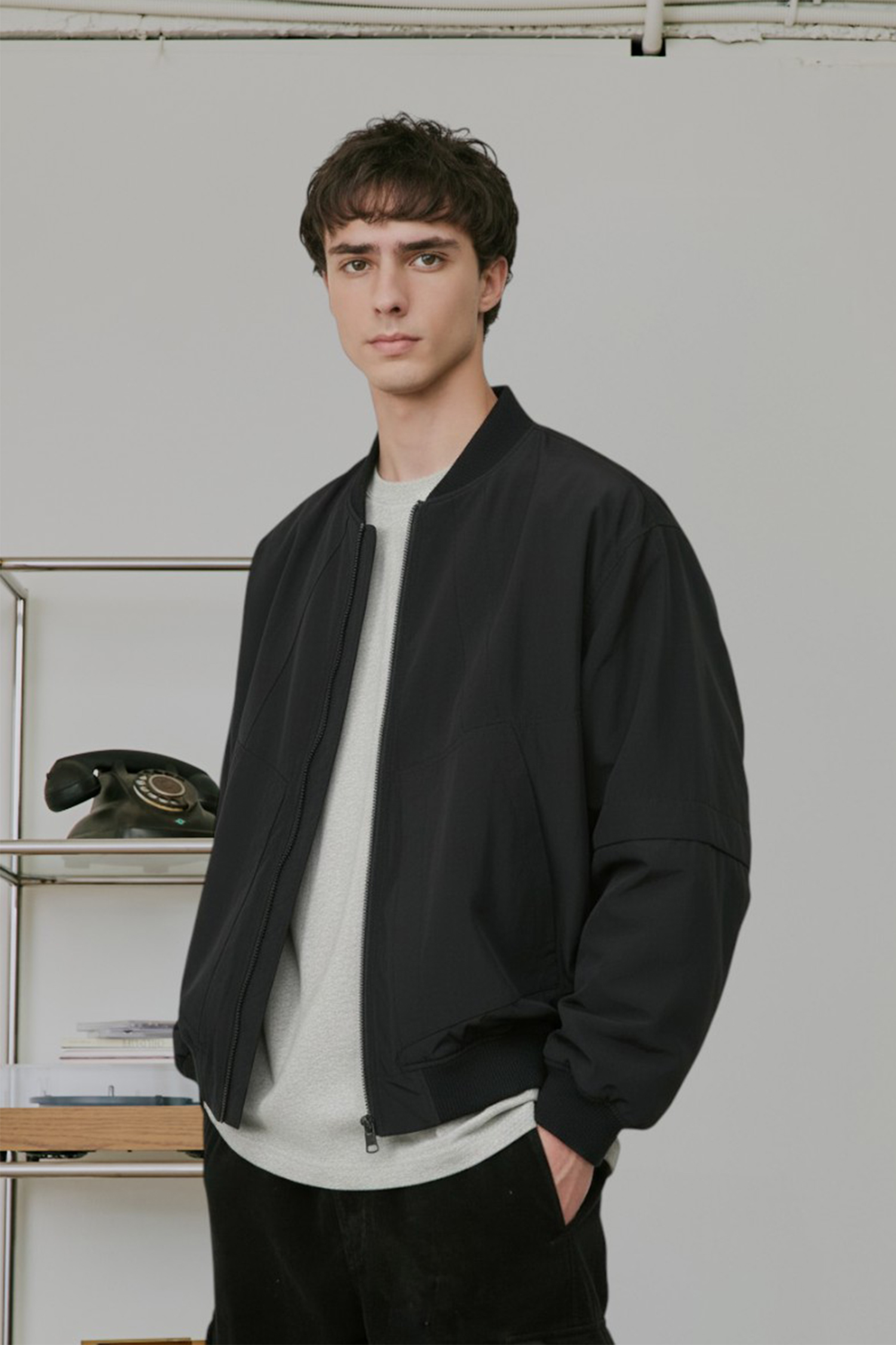 幾何剪裁 霧面輕量外套