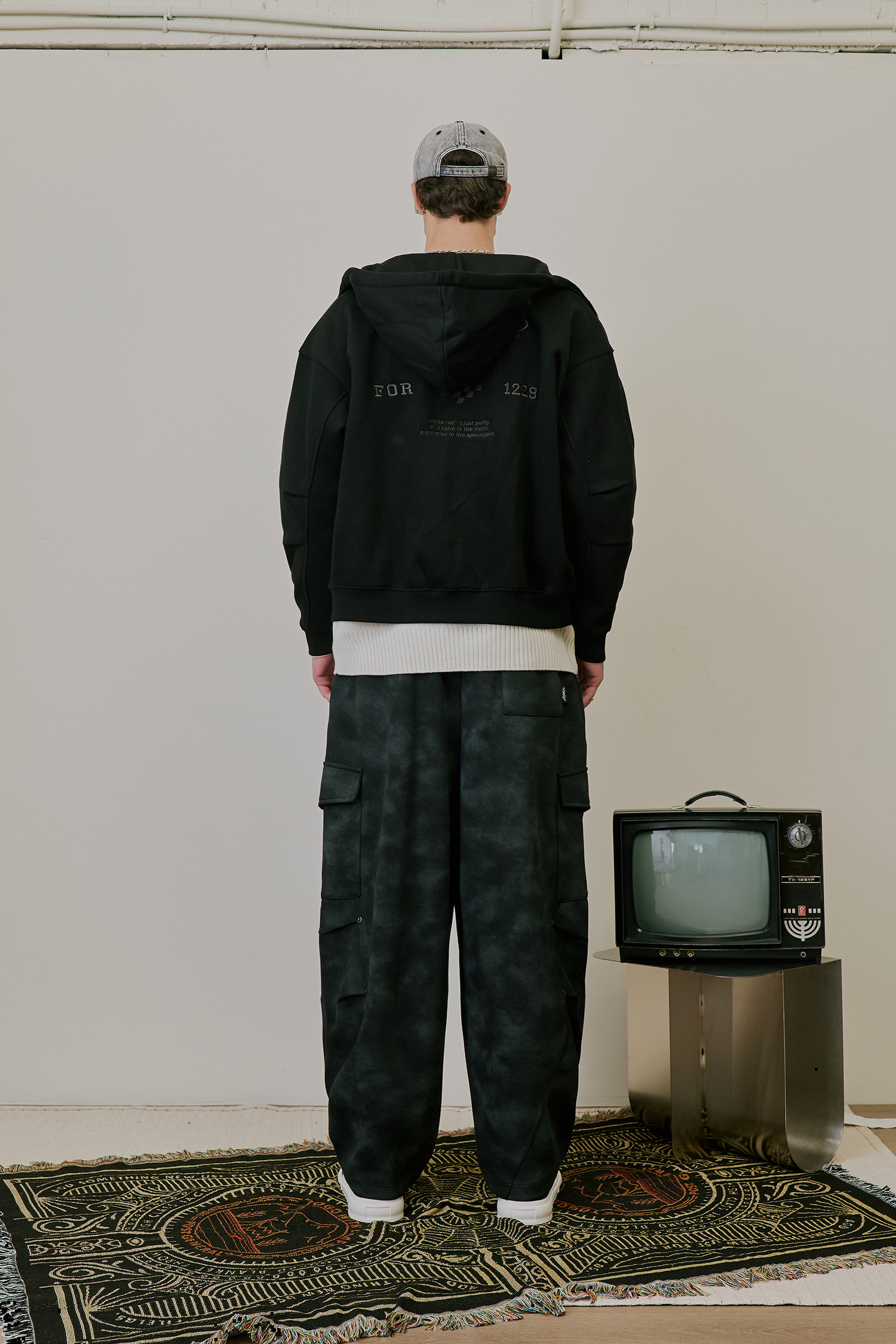 ARKis 電繡刷毛連帽外套