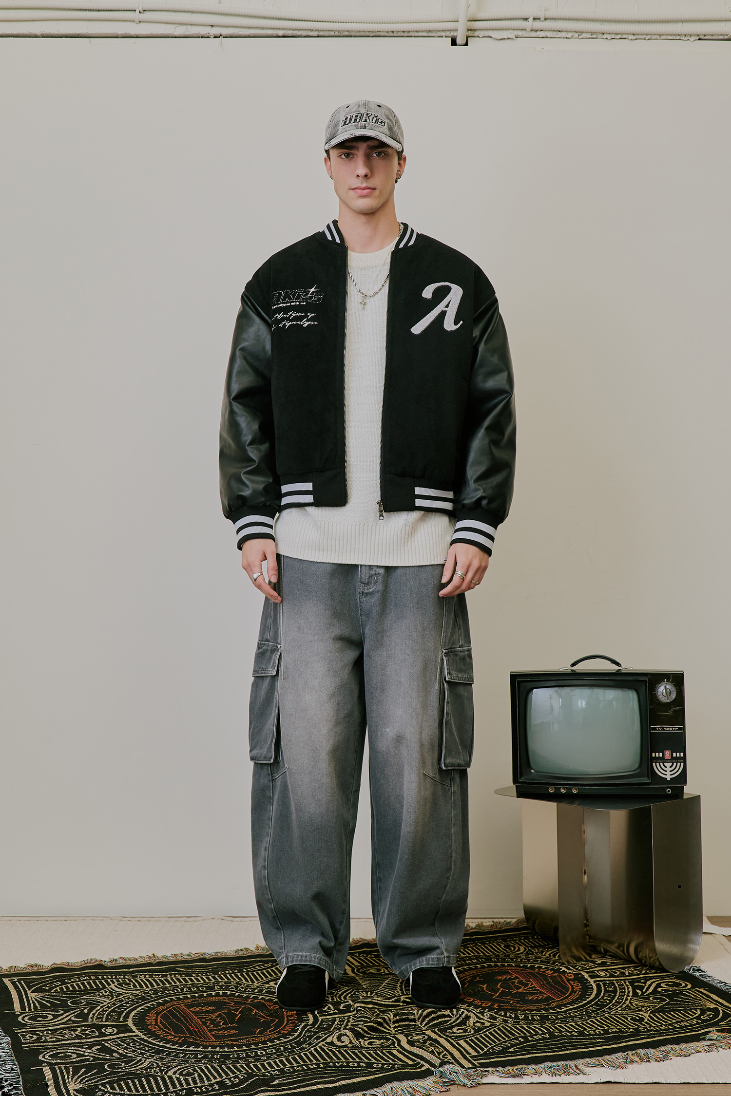 ARKis 毛呢拼接皮革 棒球鋪棉外套