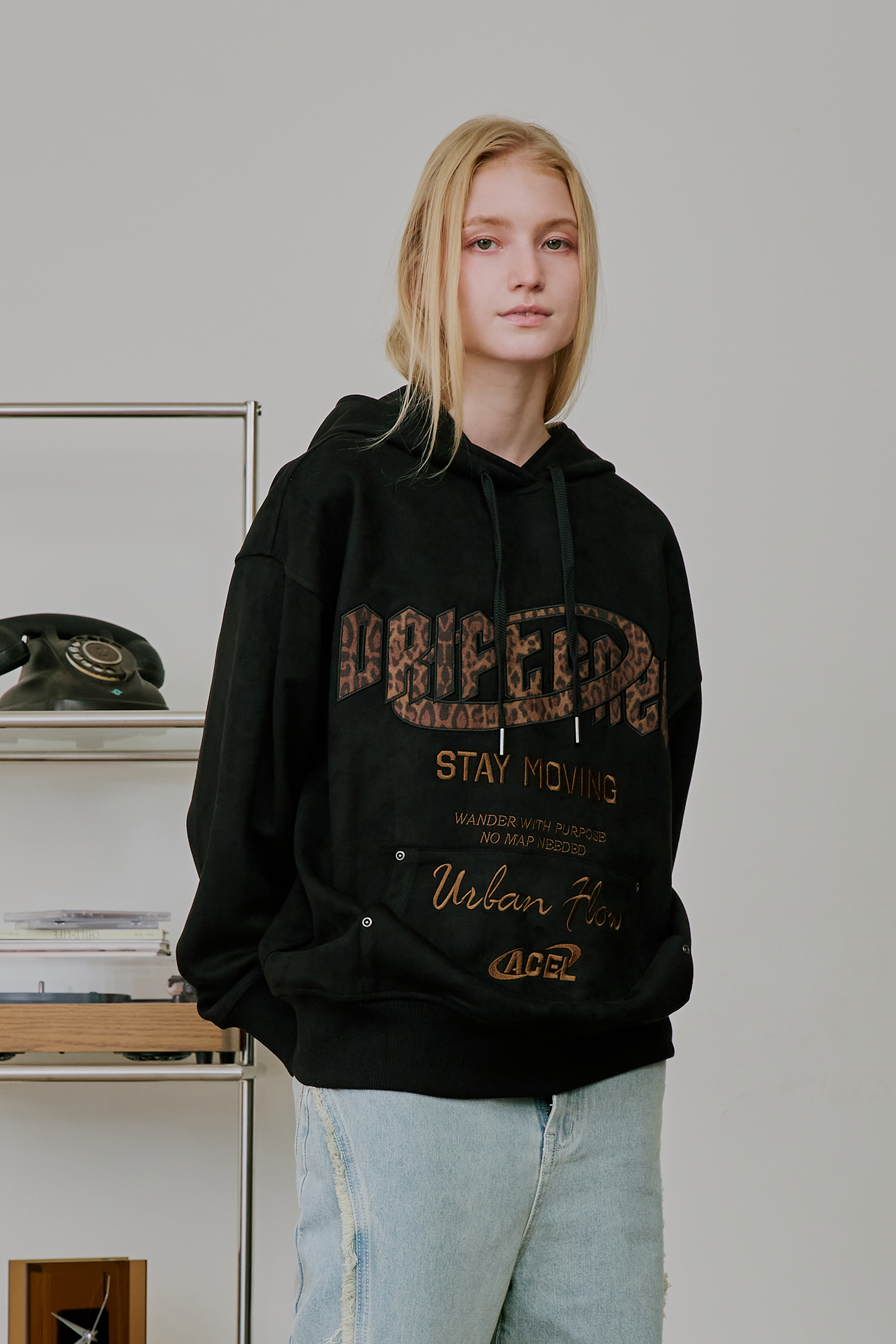 豹紋貼布繡 麂皮連帽長袖上衣