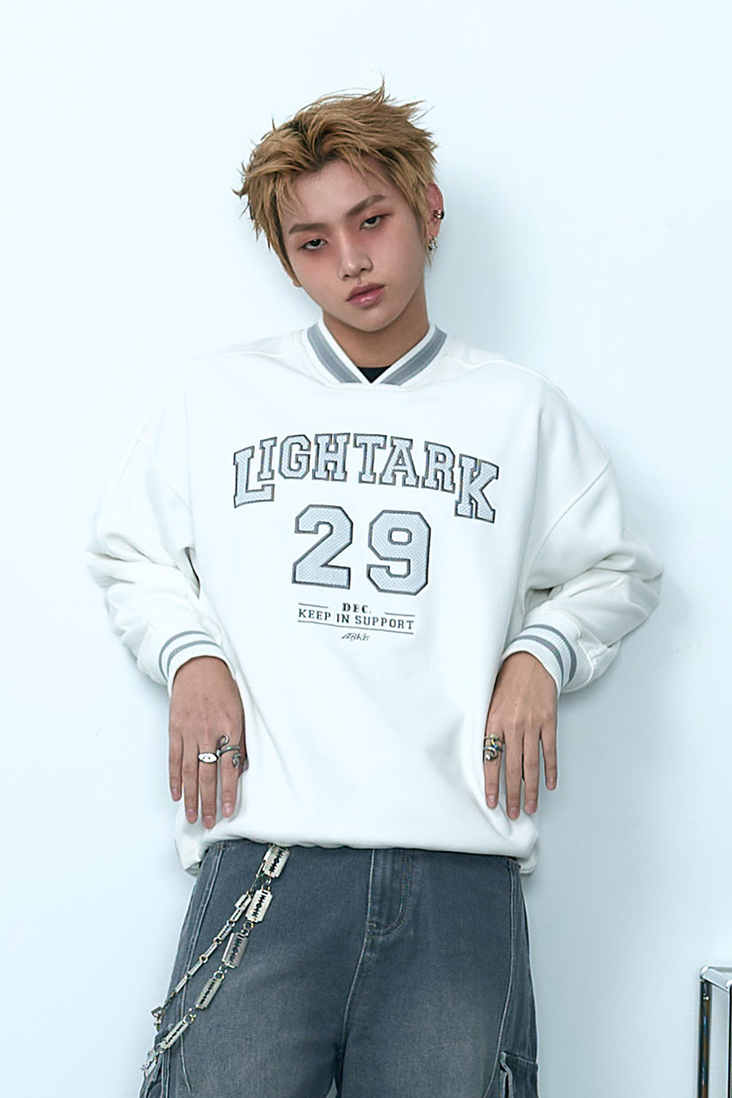 ARKis 運動風 V領長袖麂皮上衣