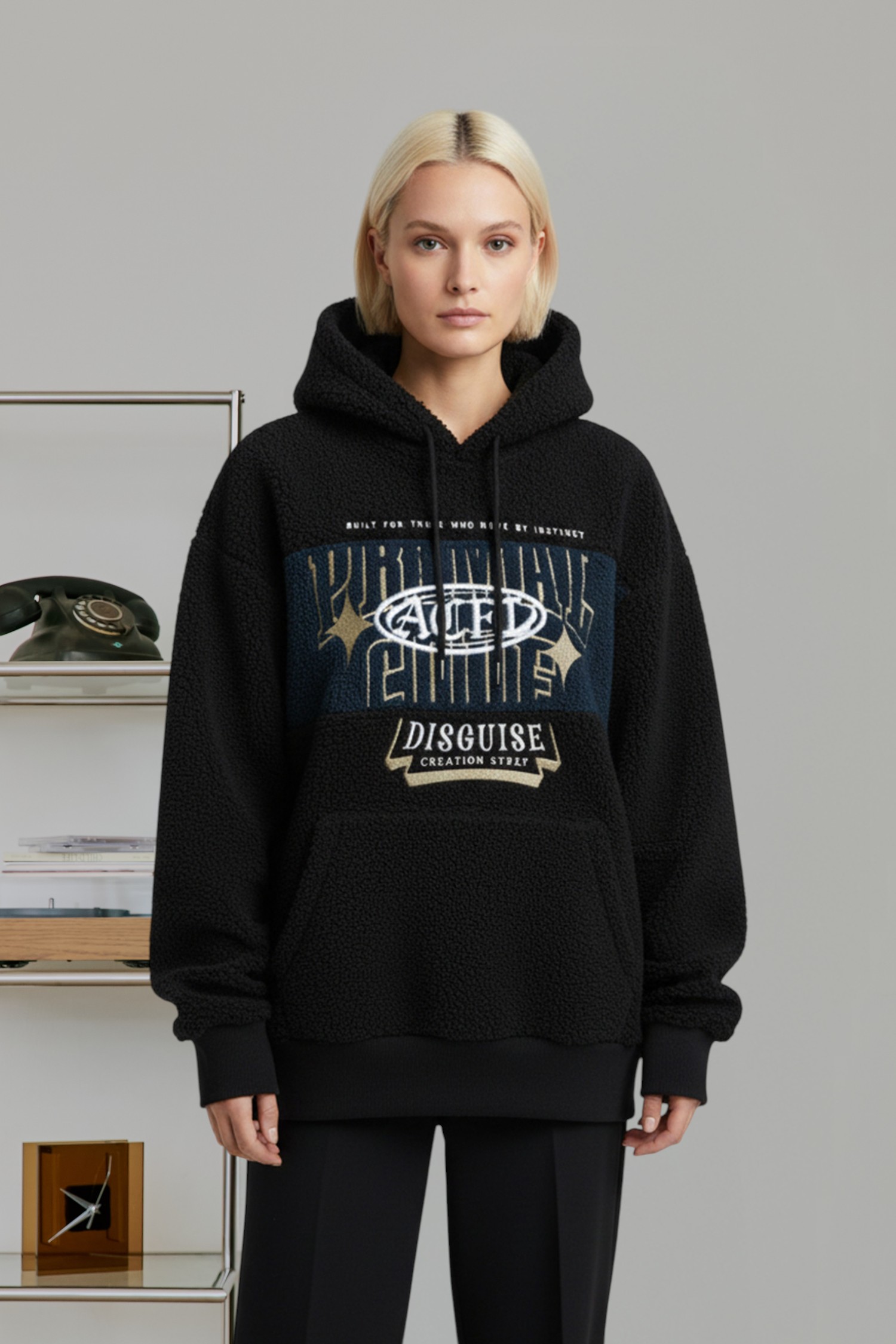 錯位繡花 羊羔毛 連帽長袖上衣